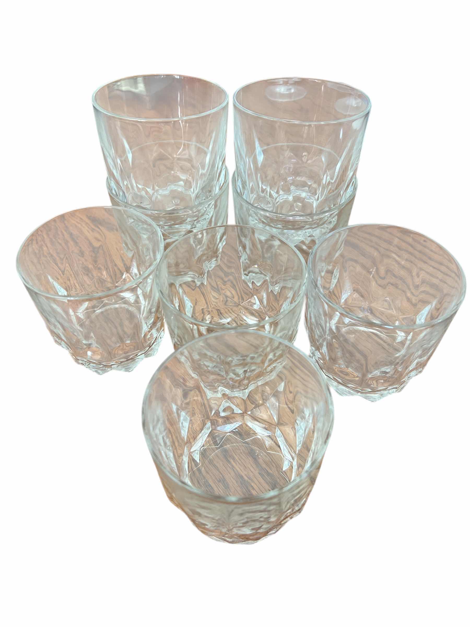 Photo 1 of 8 - CRYSTAL COCKTAIL GLASSES