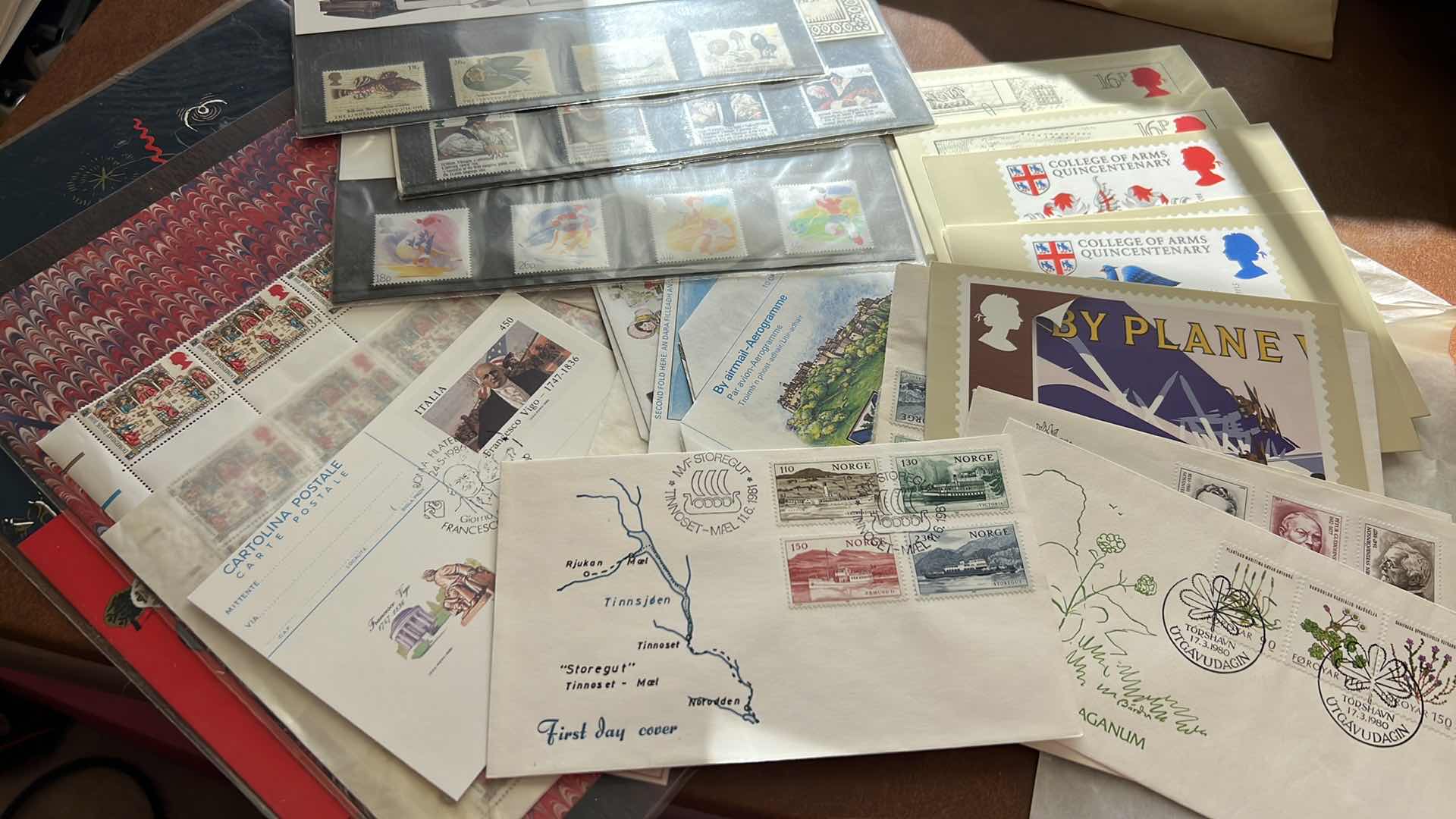 Photo 1 of GREAT BRITAIN FIRST DAY OF ISSUE STAMPS, MINT COMMEMORATIVE STAMP SETS, MINT POSTCARDS AND MORE