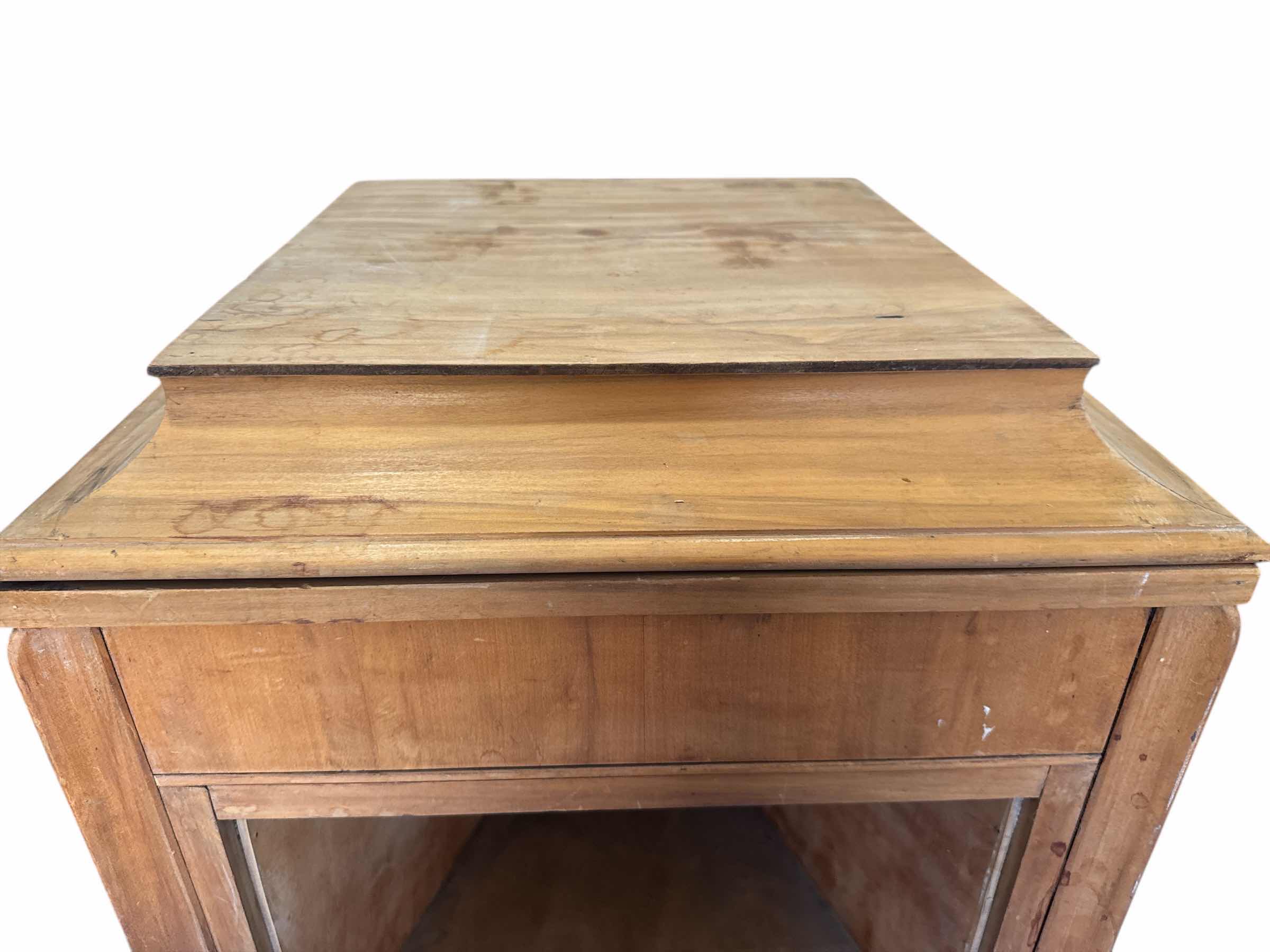 Photo 1 of PARTIALLY RESTORED VICTROLA