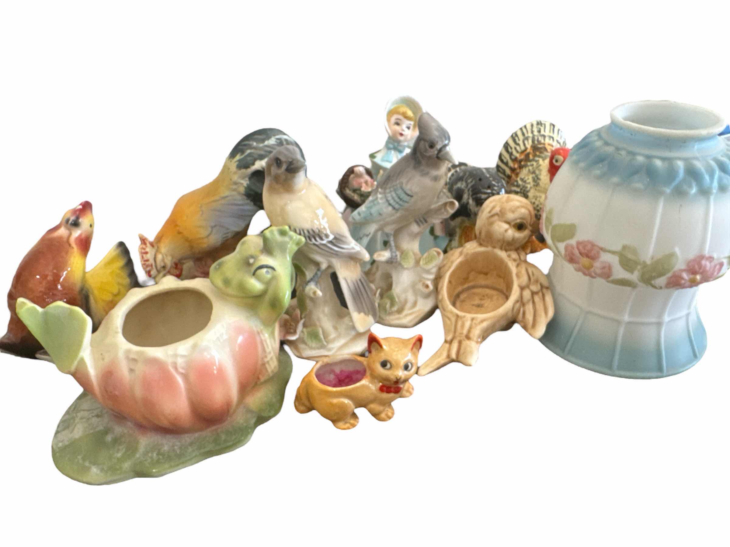 Photo 1 of VINTAGE  FIGURINES