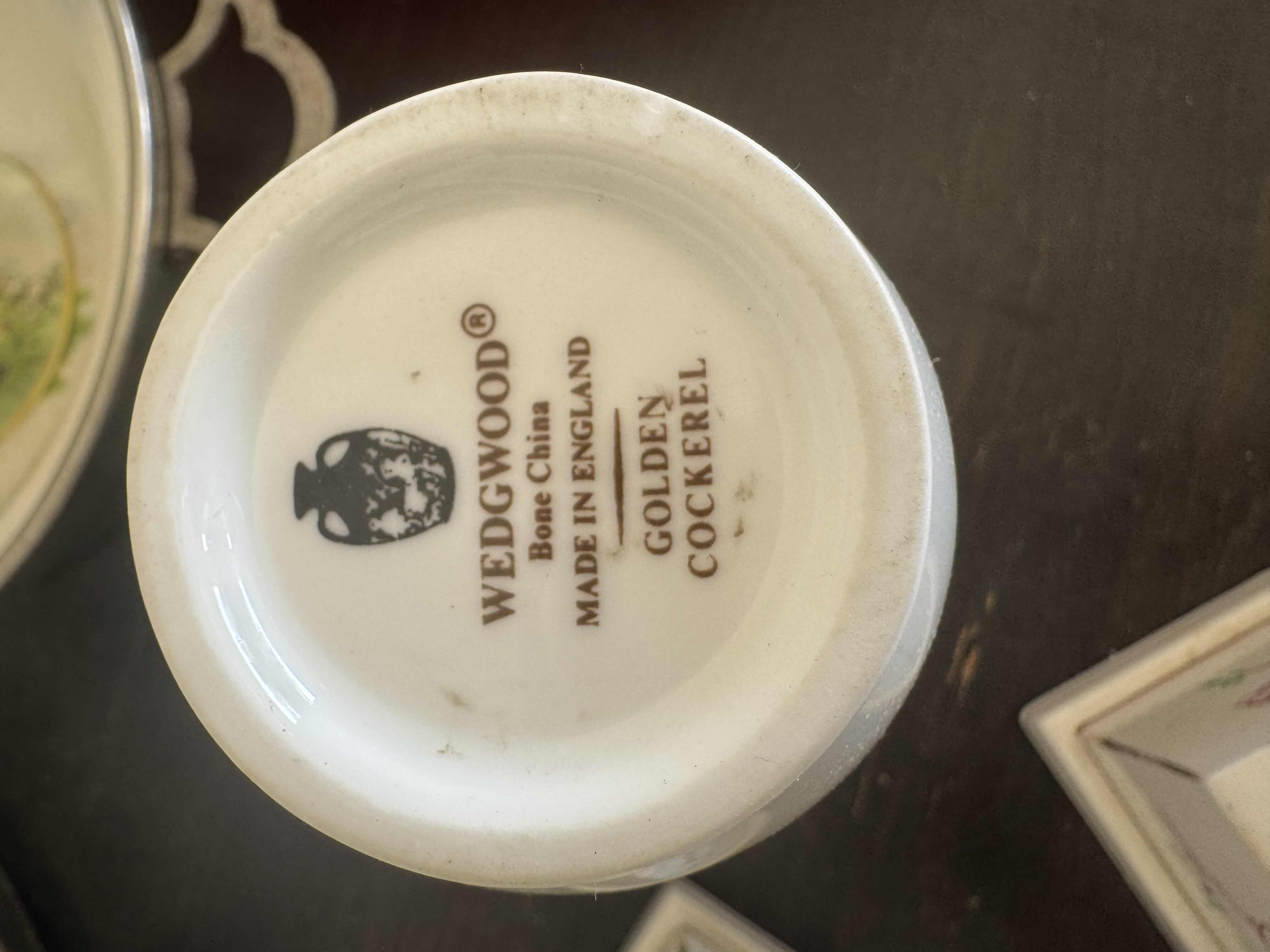 Photo 1 of 6 VINTAGE PORCELAIN DECOR ITEMS