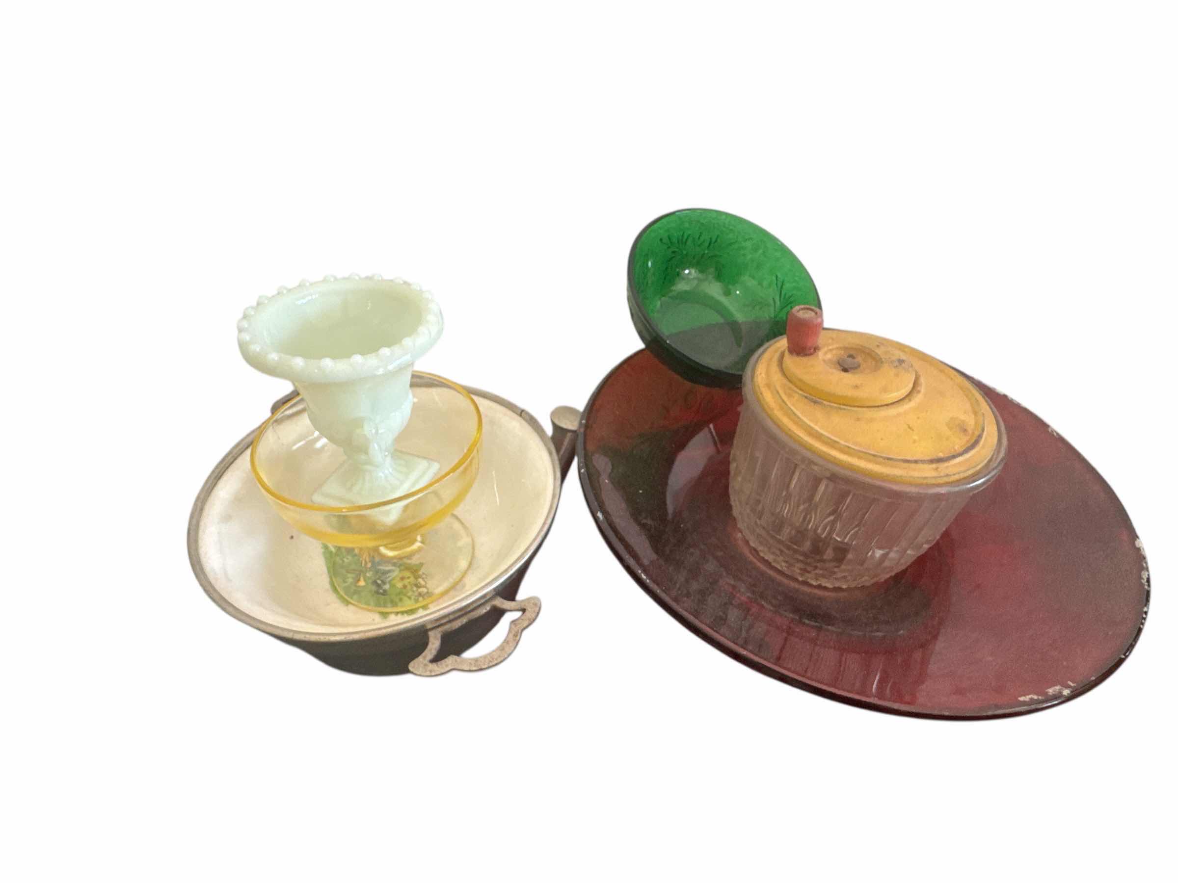 Photo 1 of 6 VINTAGE DISHES