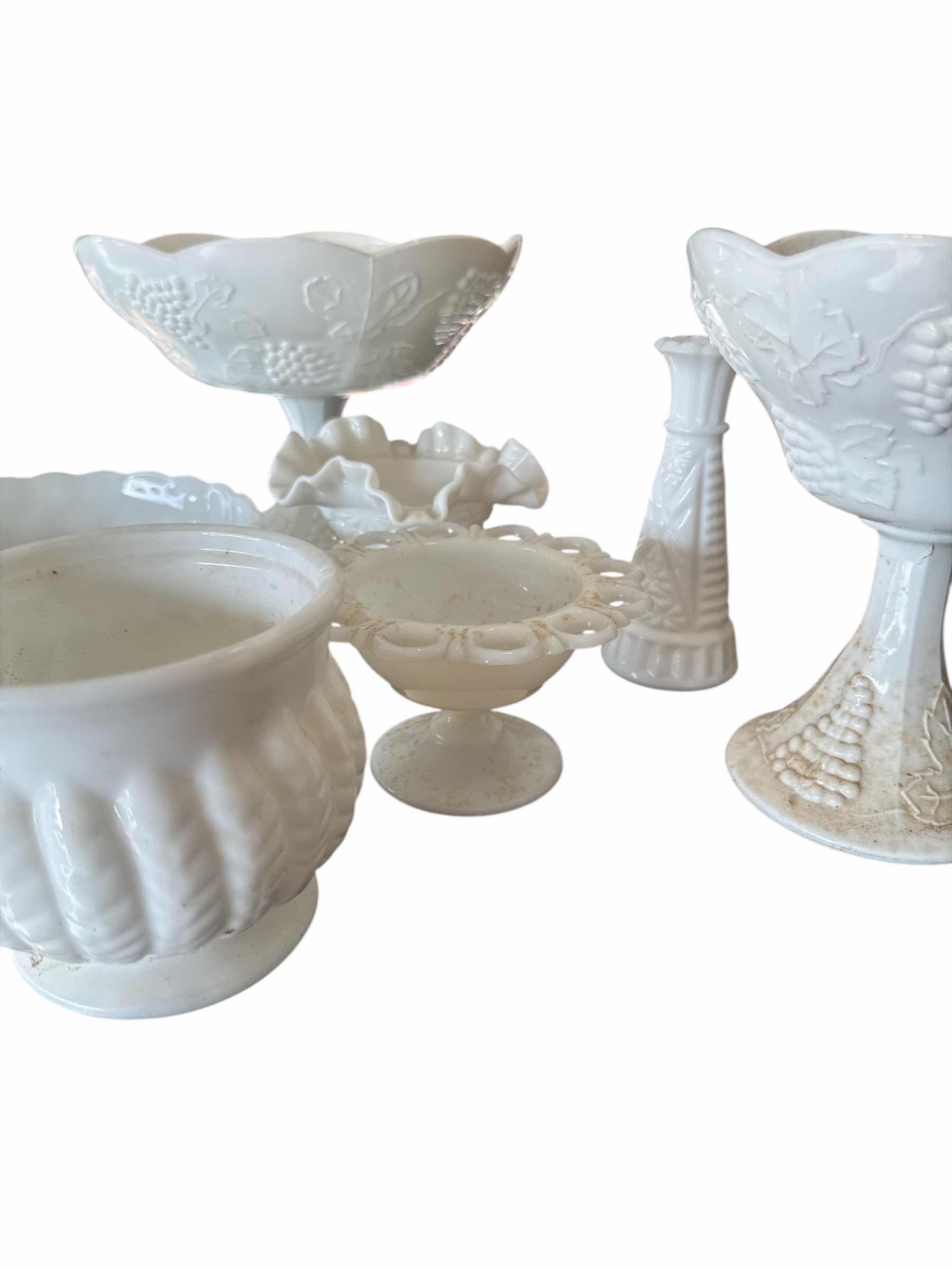 Photo 1 of 7 PIECES OF VINTAGE MILK GLASS