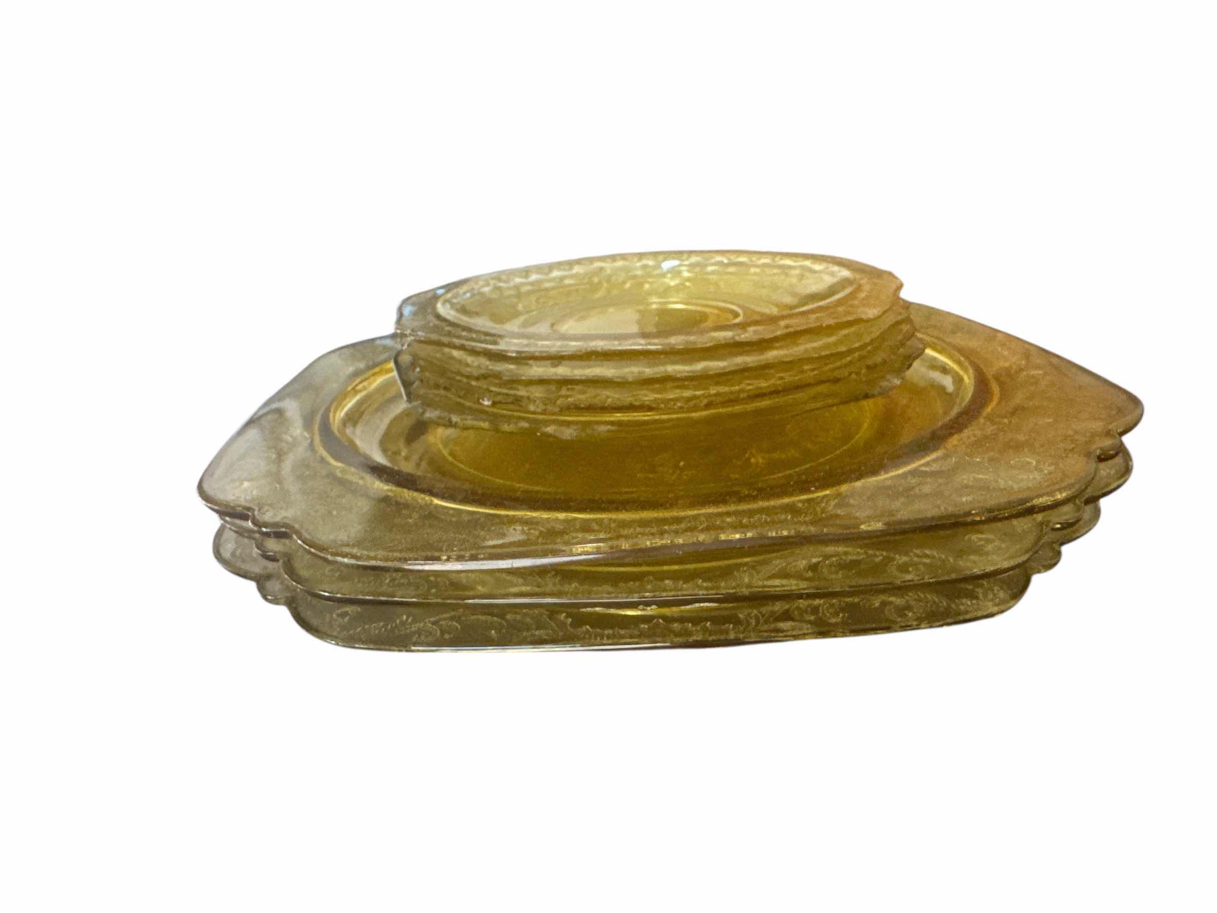 Photo 1 of 10 PIECES OF YELLOW FEDERAL GLASS
