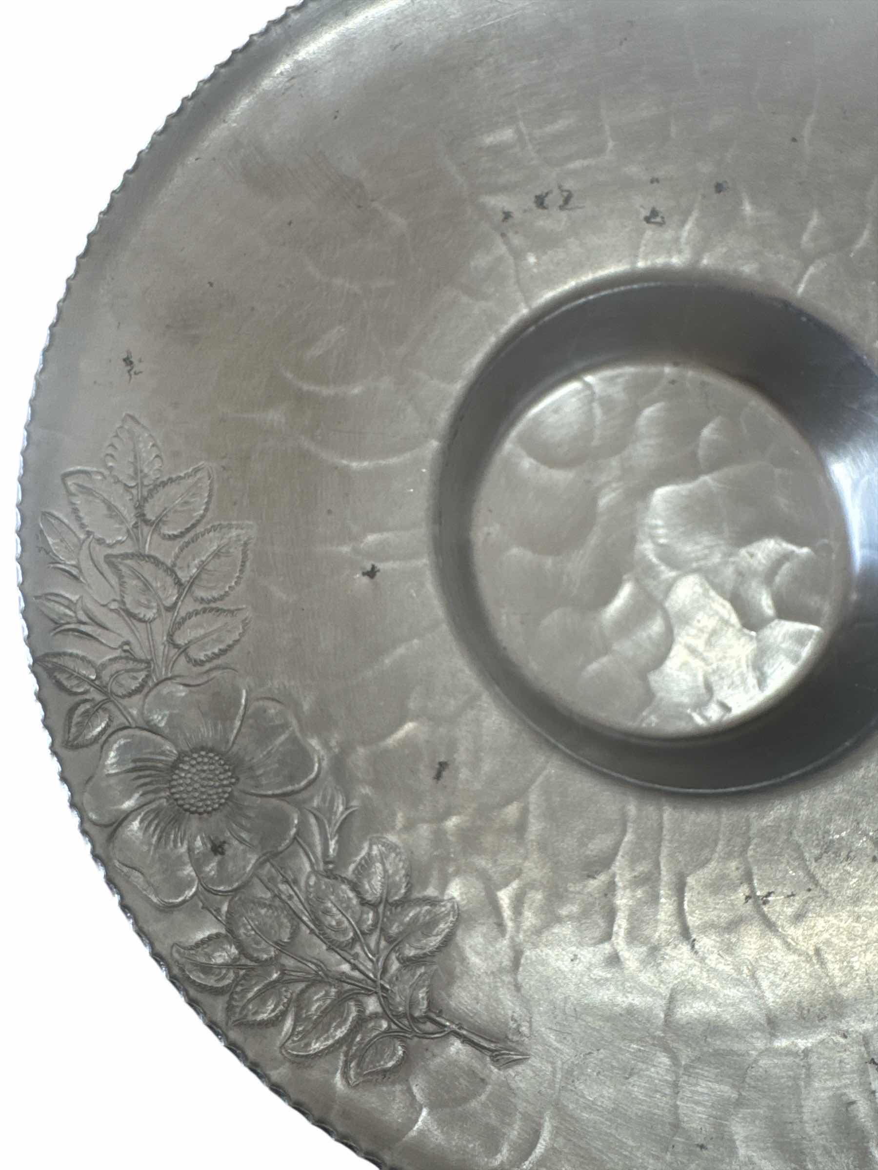 Photo 1 of 7 MIXED METALS HOME DECOR- MOSTLY ALUMINUM