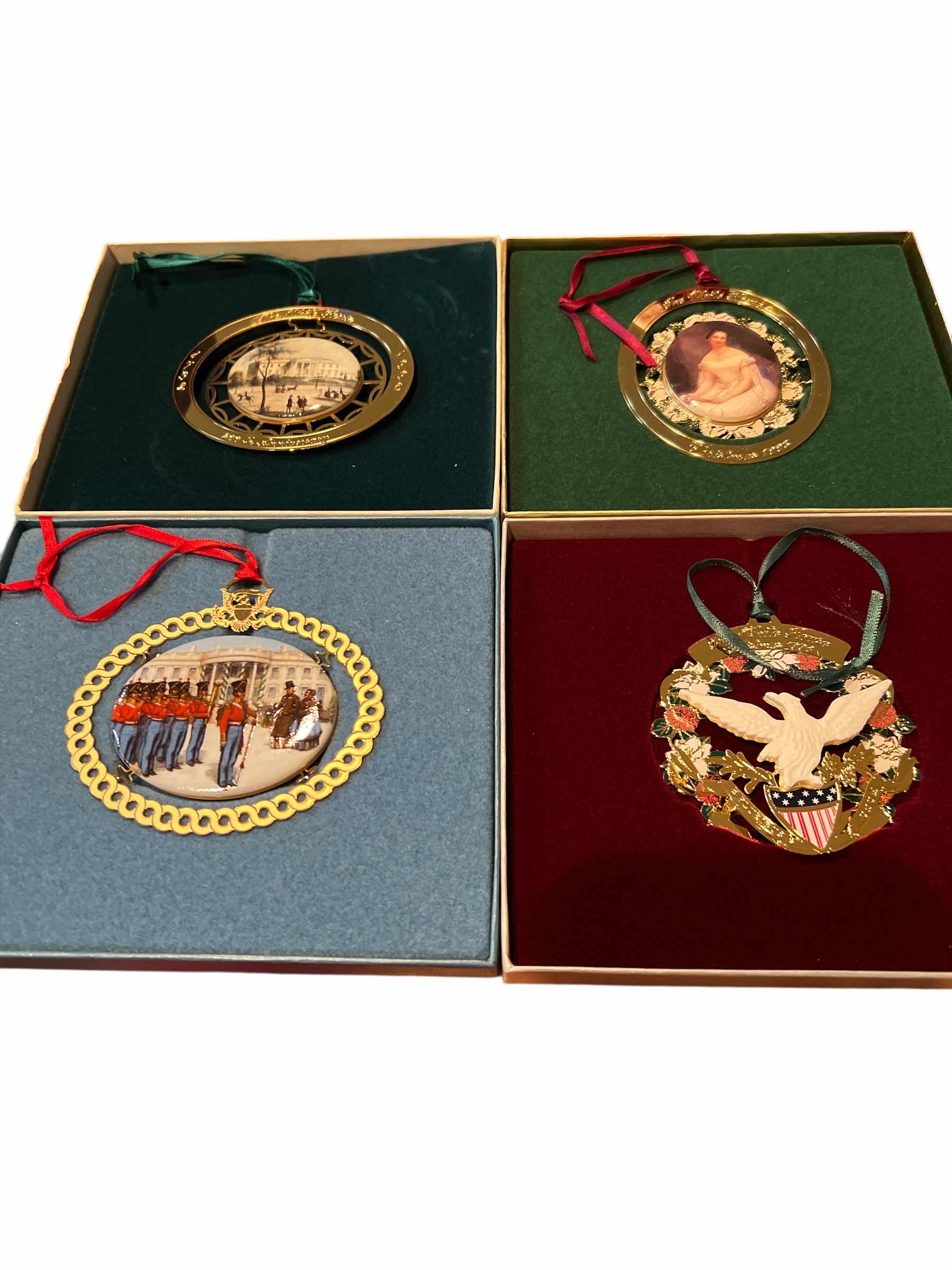 Photo 1 of WHITE HOUSE HISTORICAL ASSOCIATION CHRISTMAS ORNAMENTS  - LOT OF 4