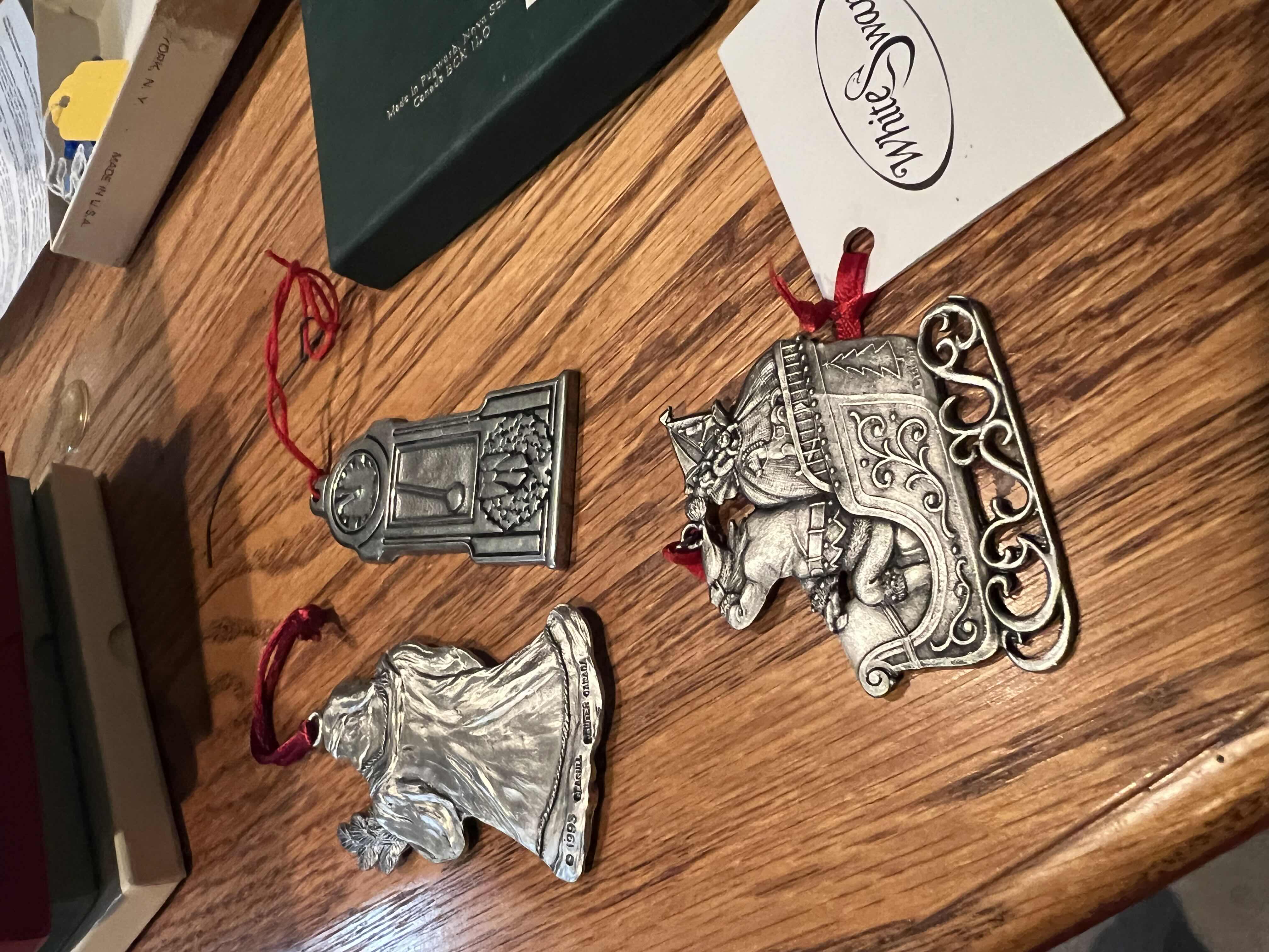 Photo 1 of LOT OF PEWTER CHRISTMAS ORNAMENTS SEAGULL PEWTER ARTIST SIGNED AND WHITE SWAN PEWTER