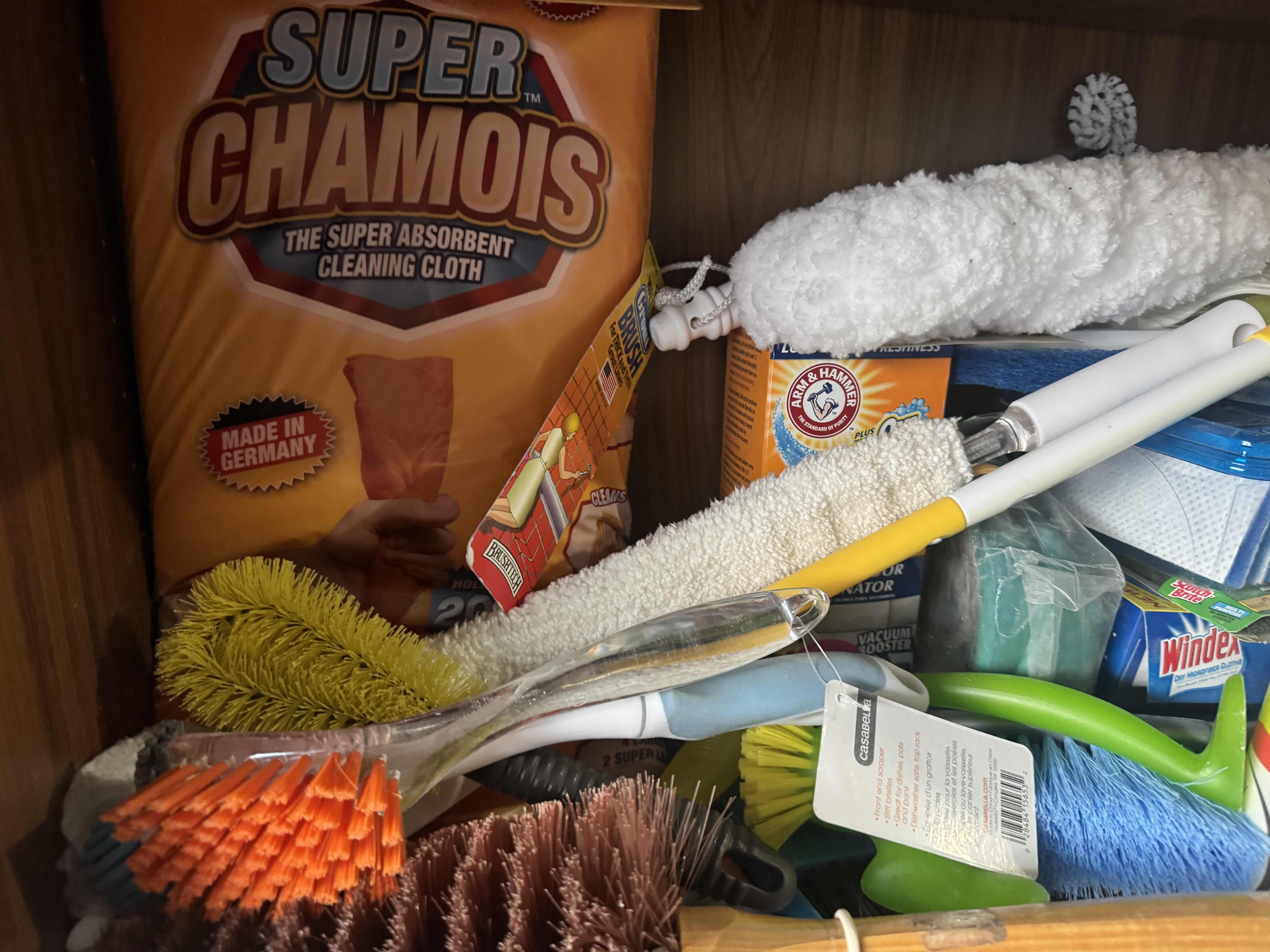Photo 1 of CONTENTS OF SHELF CLEANING SUPPLIES