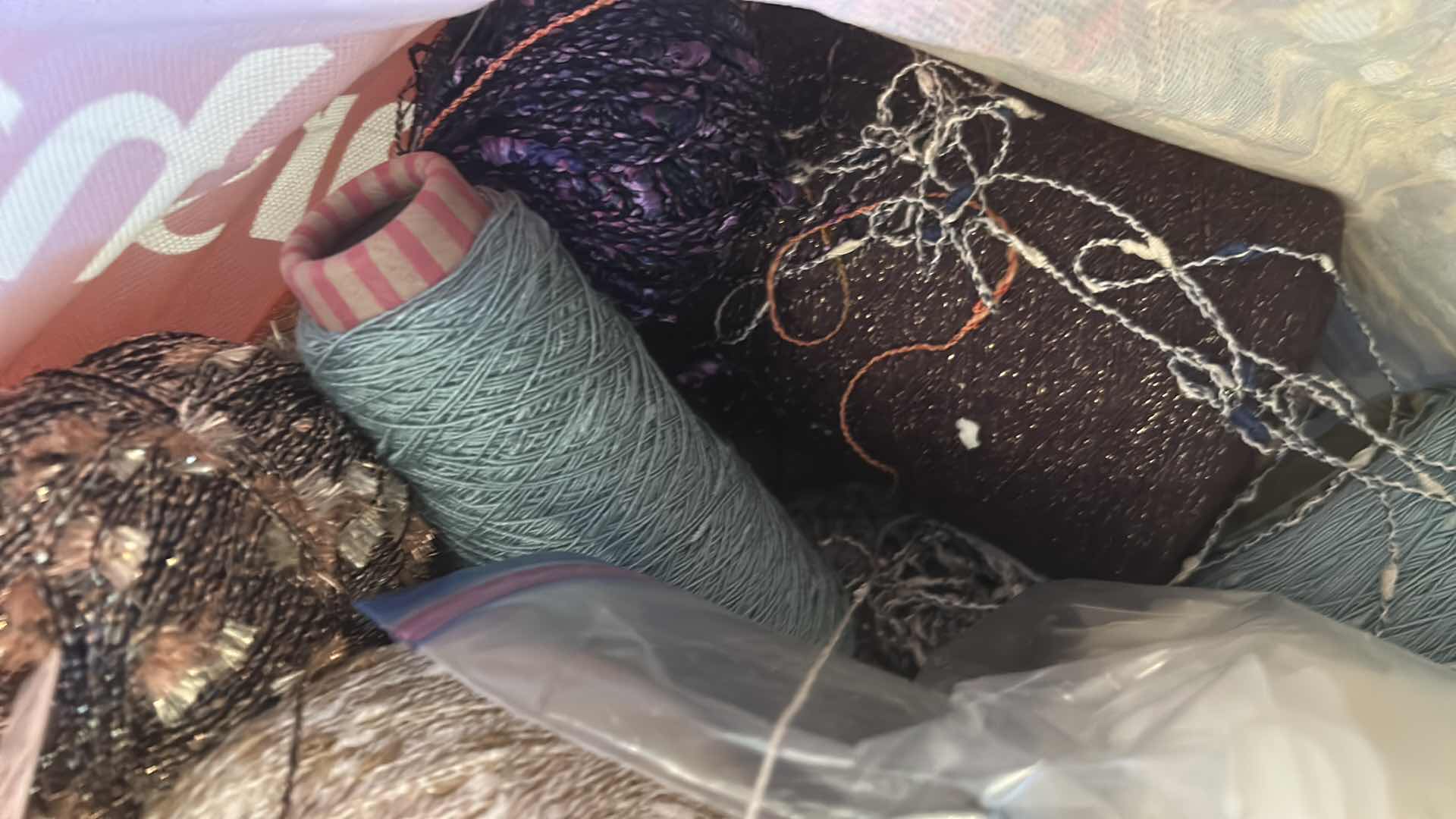 Photo 1 of CONTENTS OF BAG ASSORTED YARN