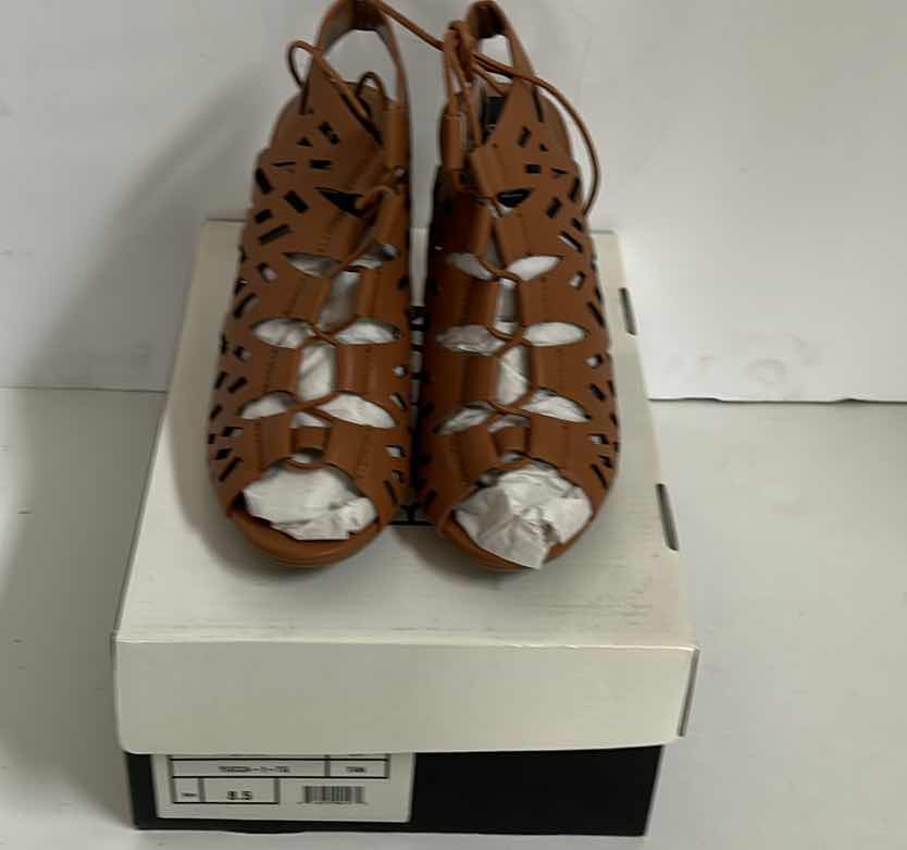 Photo 1 of NEW PAIR OF LADIES SHOES SIZE 8.5