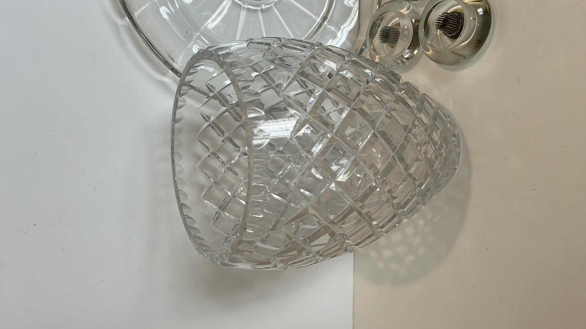 Photo 3 of 5 CUT CRYSTAL AND GLASS ITEMS, VASE H9”