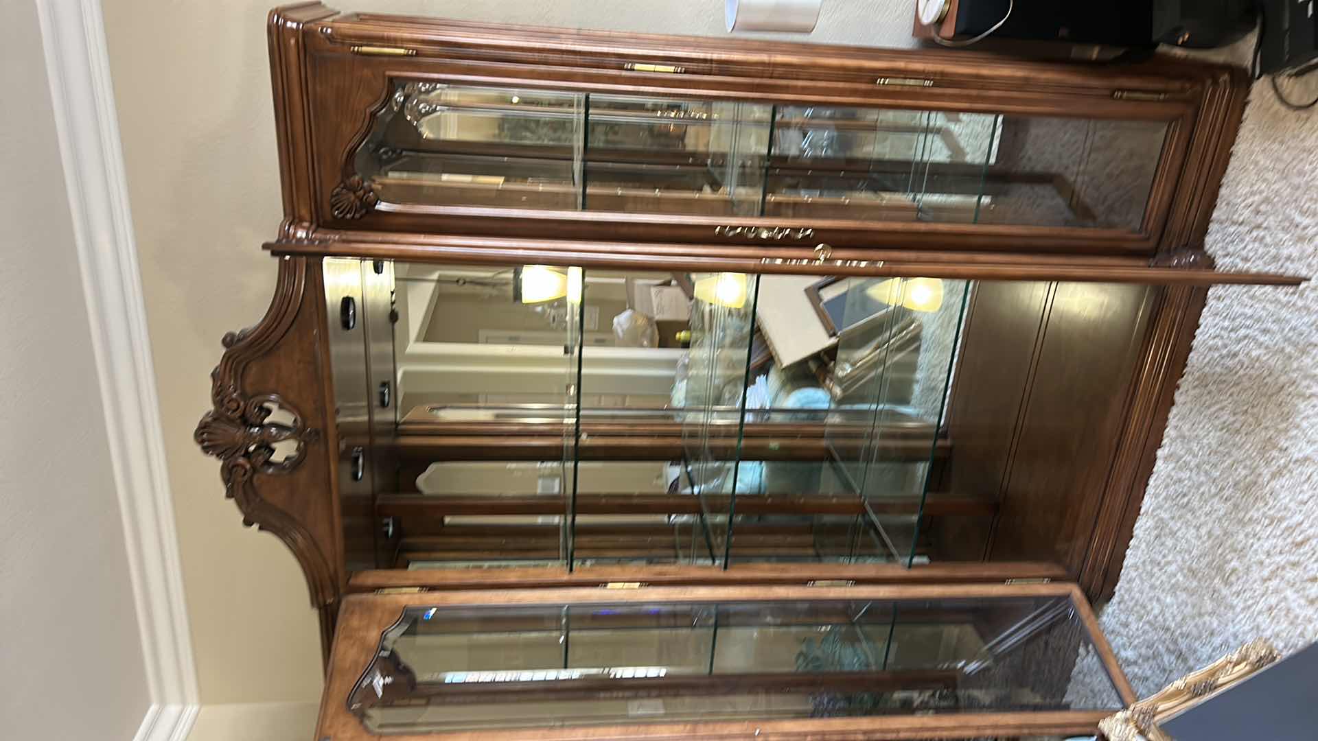 Photo 4 of MAHOGANY LIGHTED CHINA DISPLAY CABINET 6‘ x 19“ x 7.5’