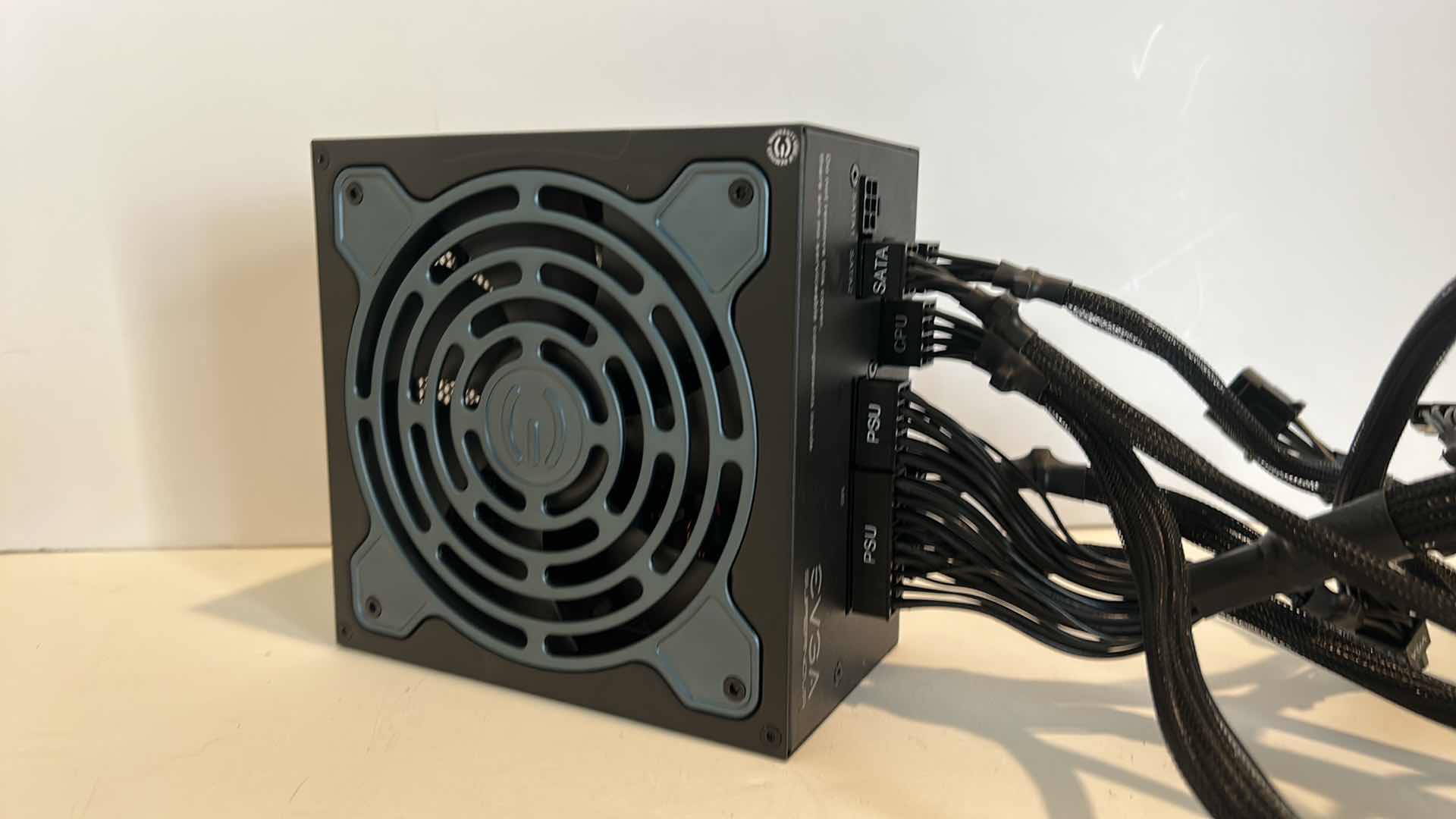 Photo 2 of HIGH END GAMING ELECTRONICS/ EV3A SUPERNOUR 650 PS 650W PLATINUM POWER SUPPLY $130