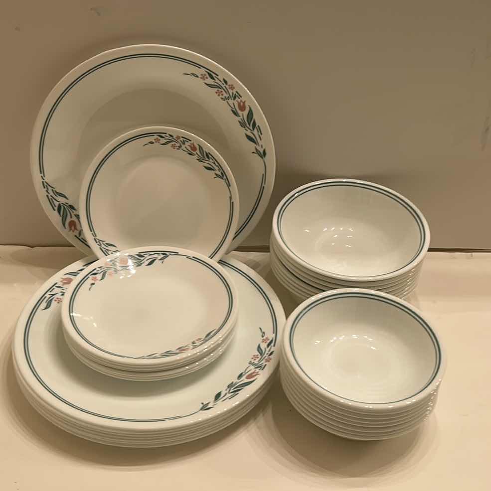 Photo 1 of 32 PC - CORELLE DINNERWARE