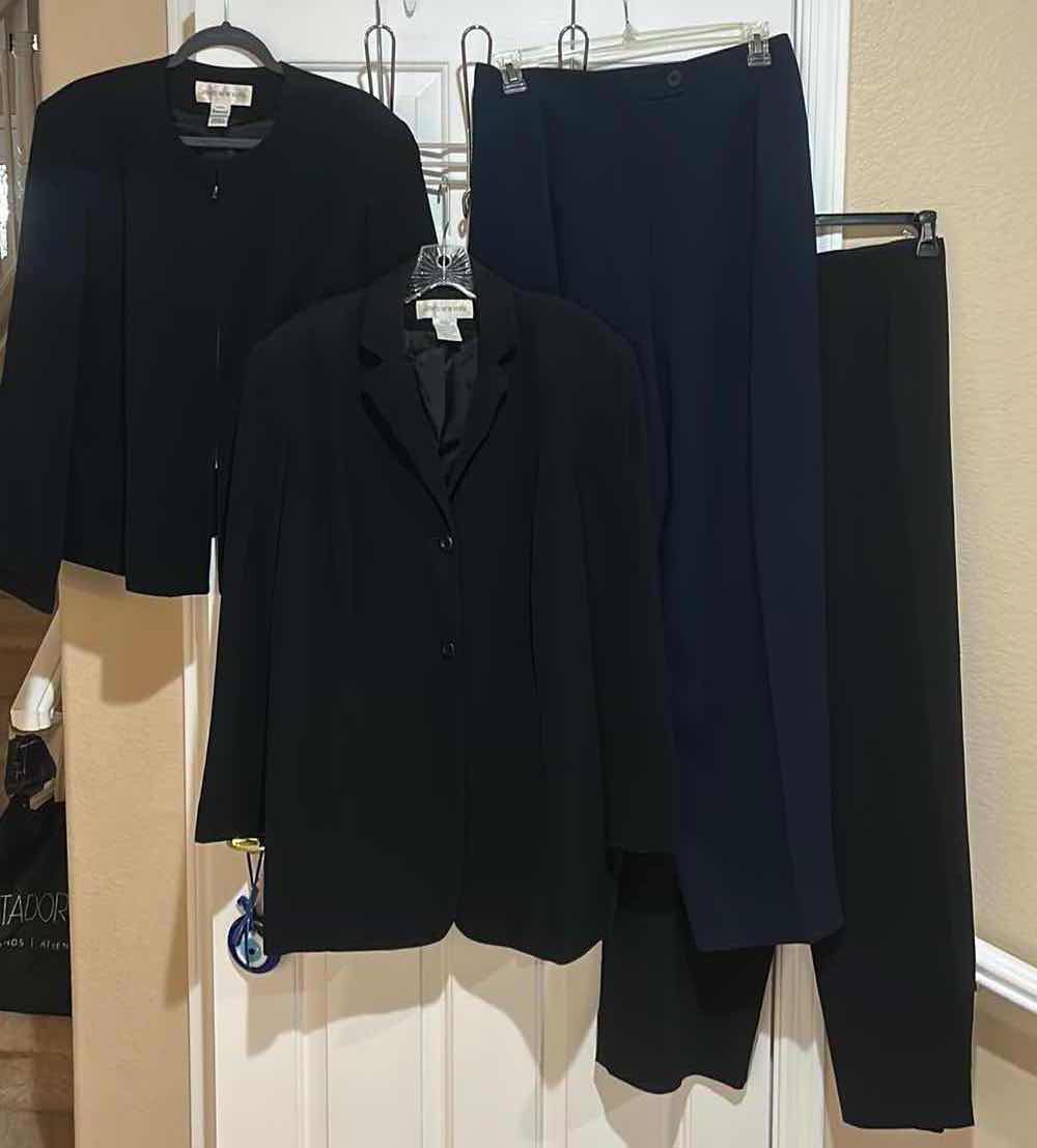 Photo 1 of WOMENSWEAR- 4PC JONES NEW YORK SIZE 20W & 18W & 22W