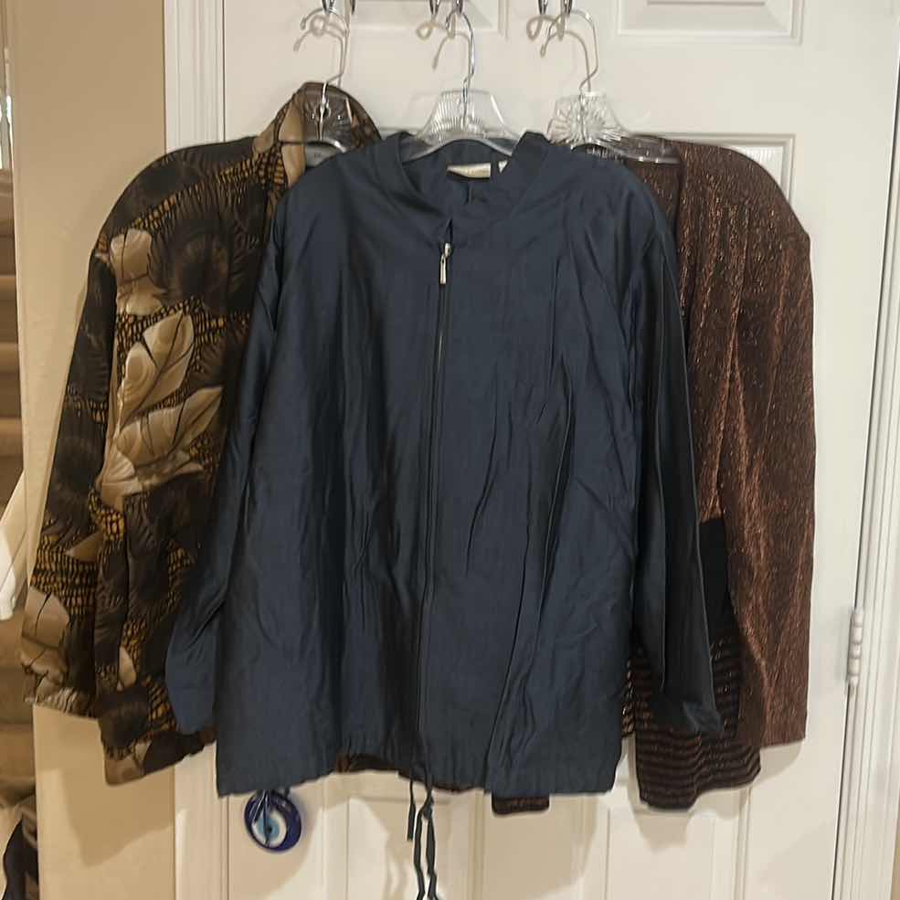 Photo 1 of WOMENSWEAR- 3 JACKETS SIZE