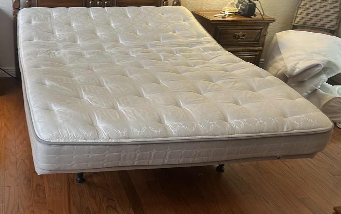 Photo 1 of SLEEP NUMBER C2 DUAL AIR CLASSIC SERIES QUEEN MATTRESS WITH ADJUSTABLE BED FRAME