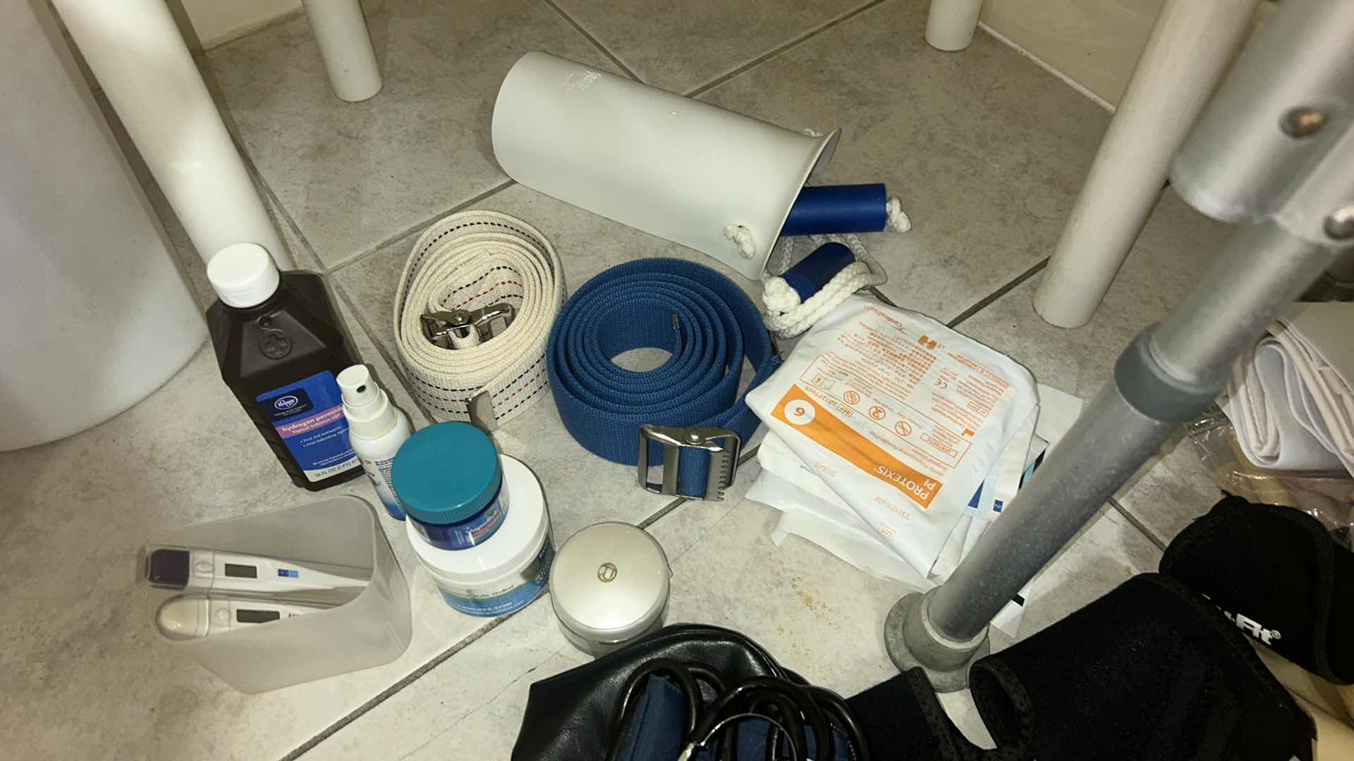 Photo 4 of MEDICAL SUPPLIES