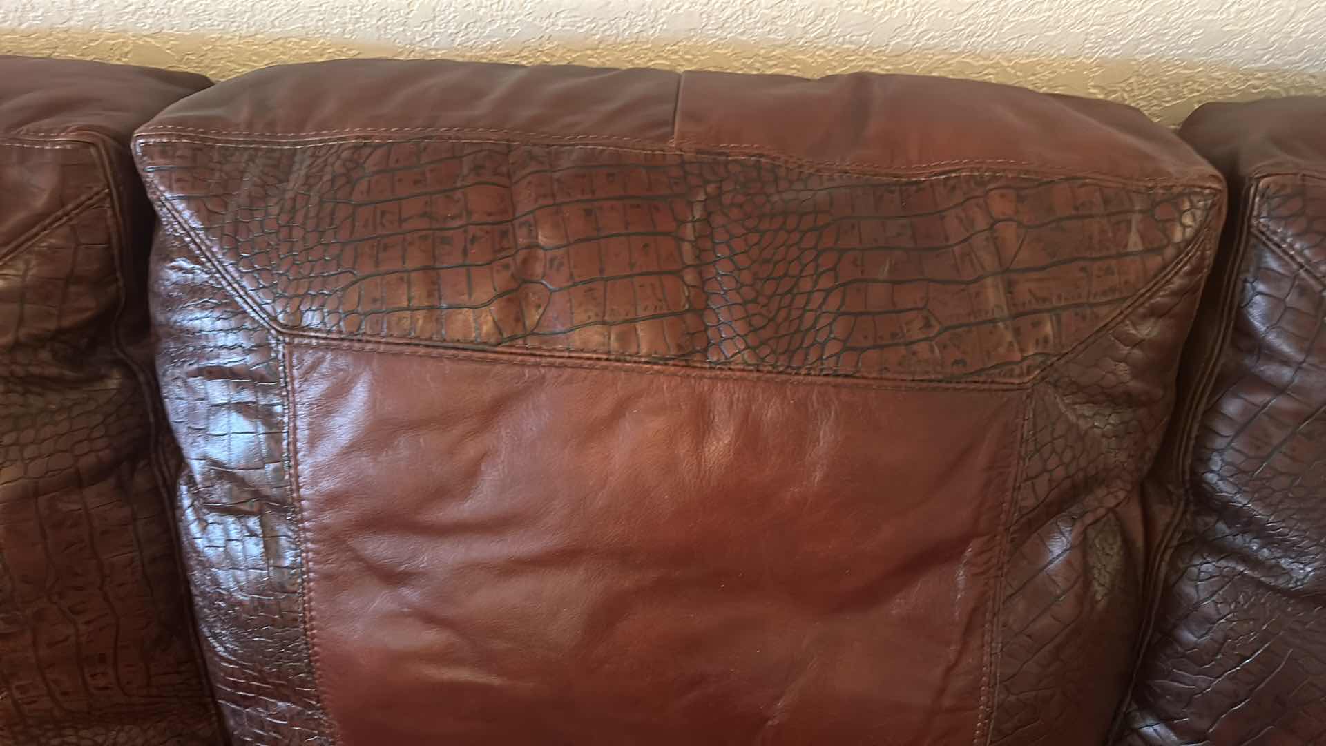 Photo 5 of 92” LEATHER SOFA