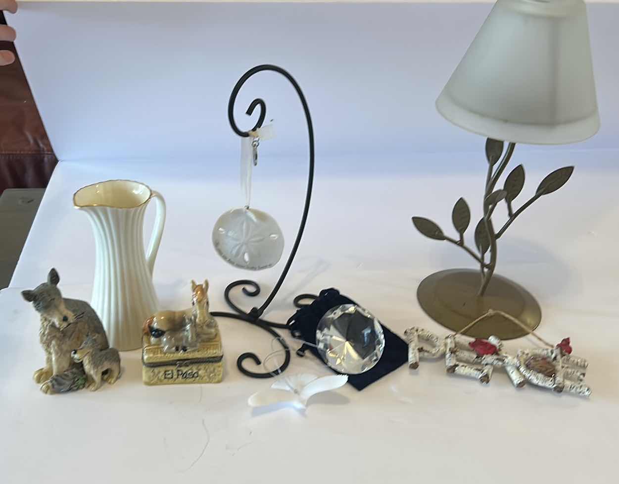 Photo 10 of HOME DECOR ASSORTMENT