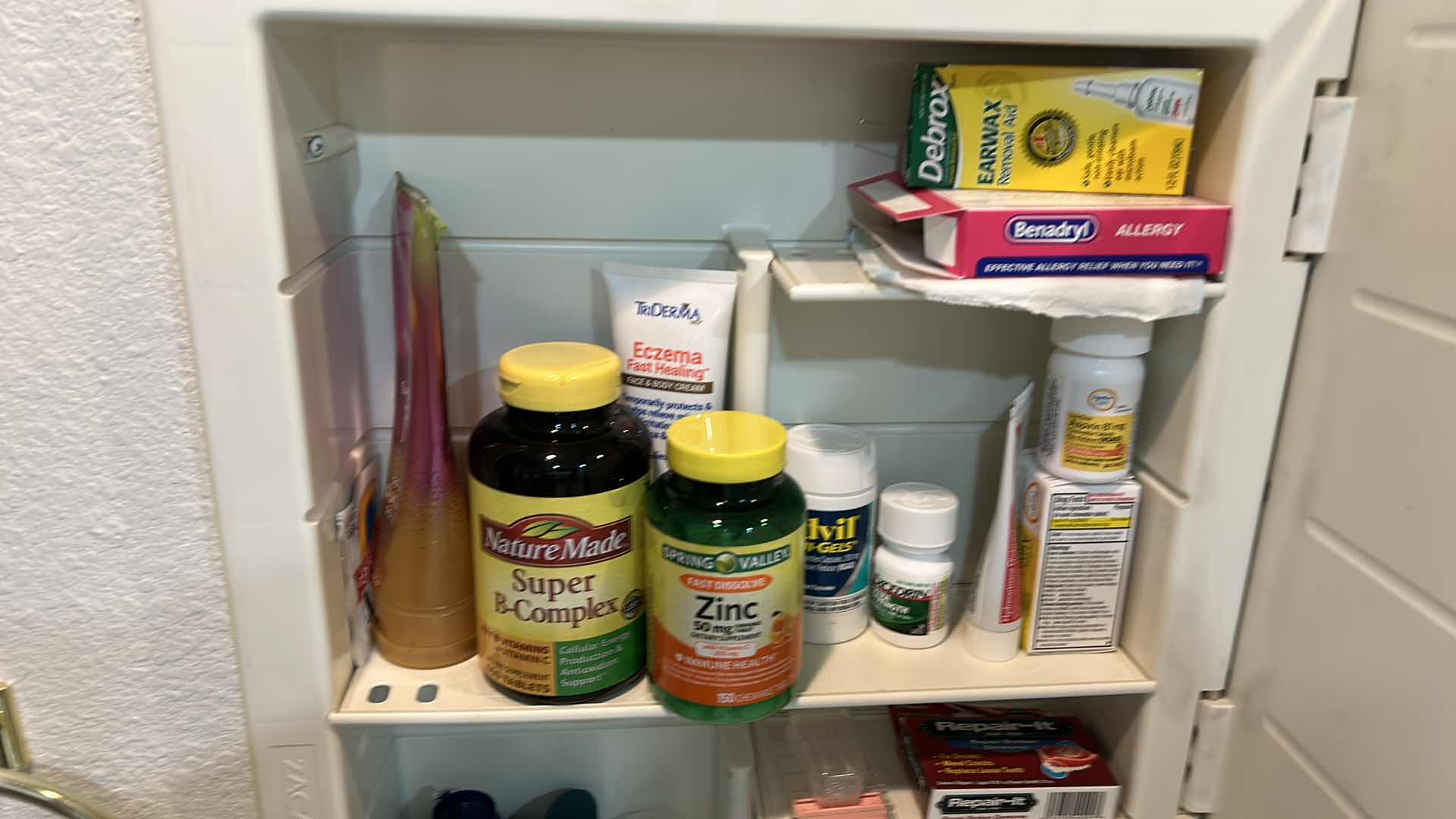 Photo 2 of CONTENTS OF MEDICINE CABINET