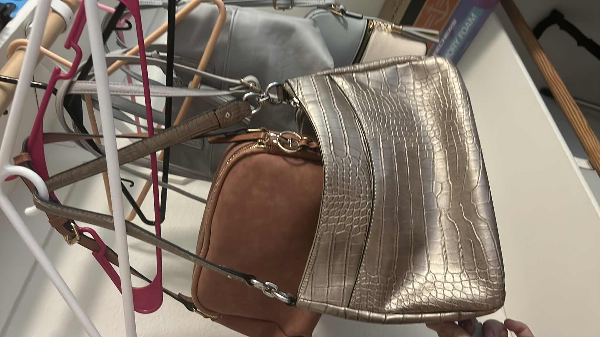 Photo 3 of 6 LADIES HANDBAGS