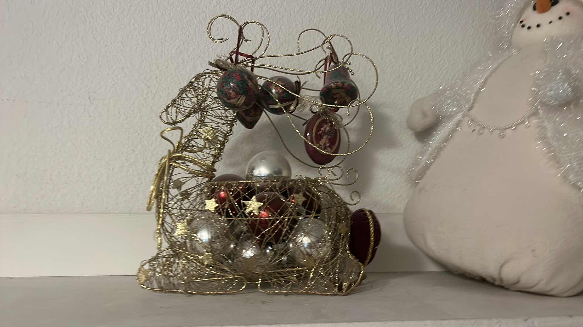 Photo 8 of CHRISTMAS DECOR