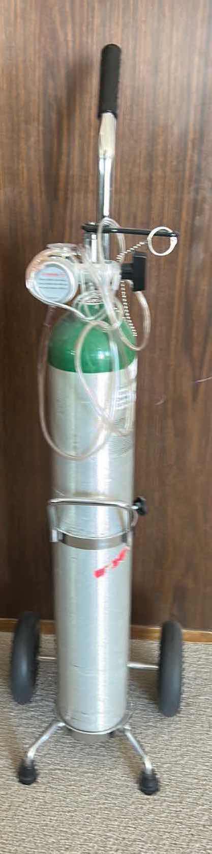 Photo 1 of MEDICAL/ PORTABLE OXYGEN