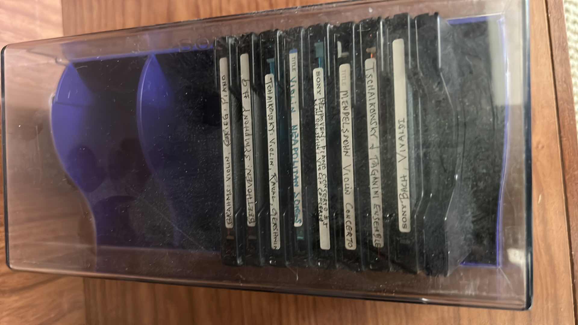 Photo 6 of CONTENTS CABINET- MUSIC CASSETTES & SONY DISCS