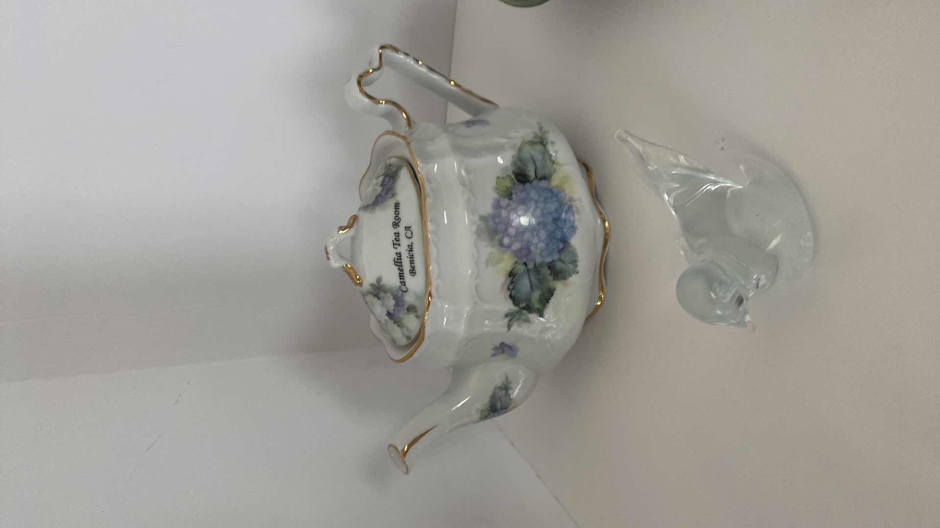 Photo 4 of TEAPOT WITH ODDS & ENDS