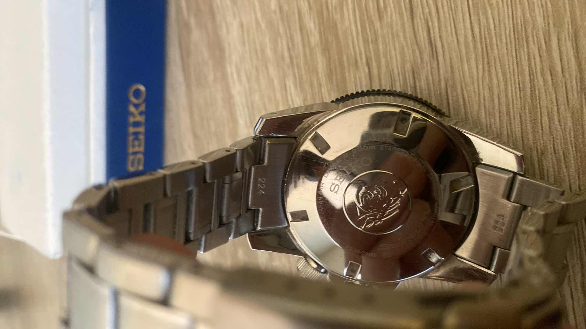 Photo 3 of SEIKO SPORTURA KINETIC 200m DIVERS