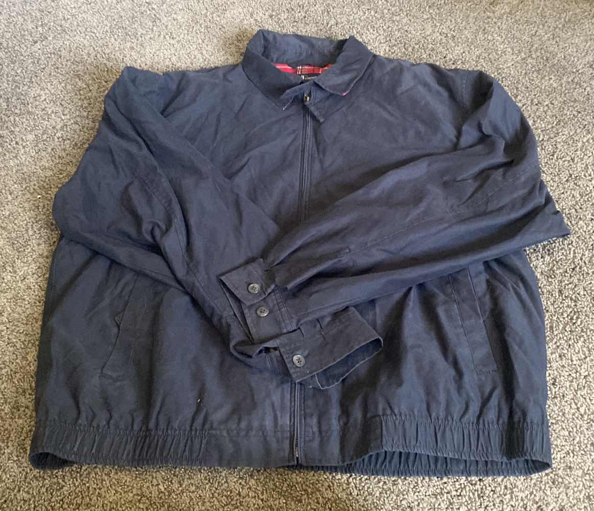 Photo 1 of MENS SIZE LARGE DANIEL CREMIEUX LIGHT WEIGHT JACKET