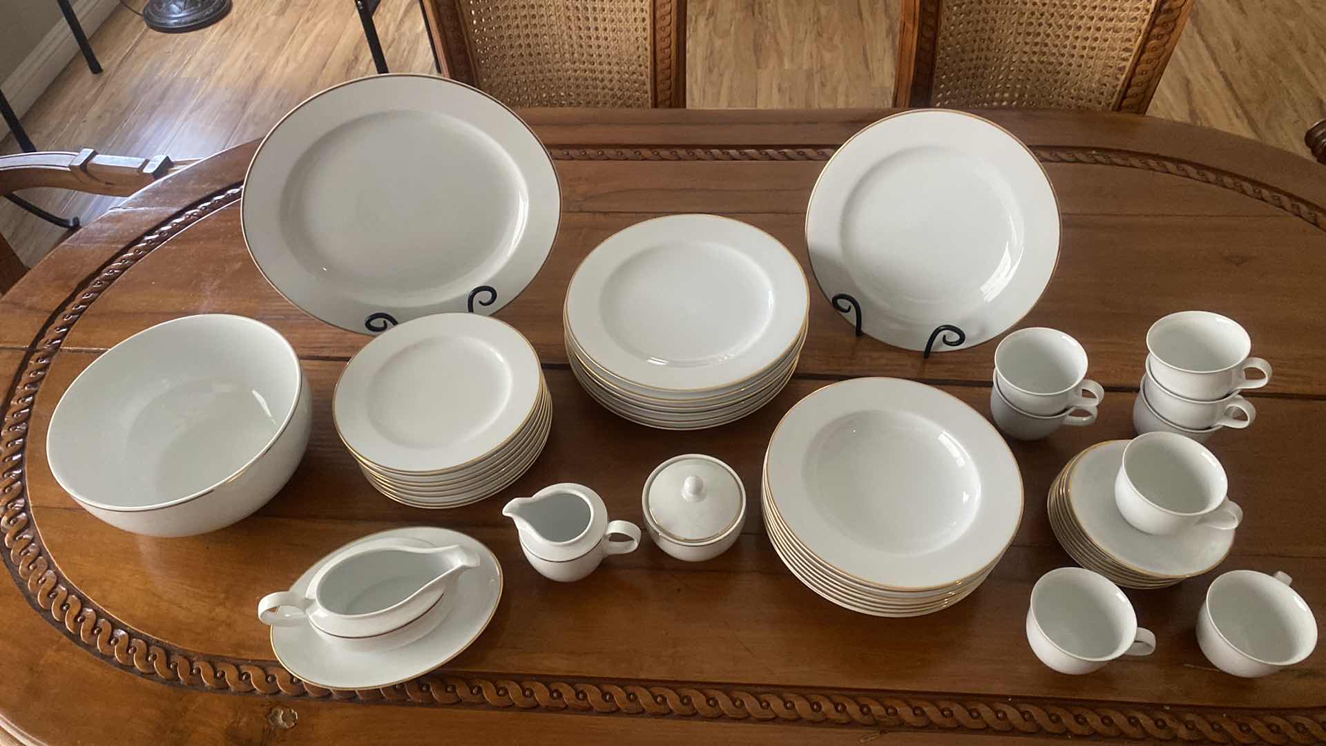 Photo 2 of 46 PIECES CHRISTOPHER STUART FINE CHINA THAILAND