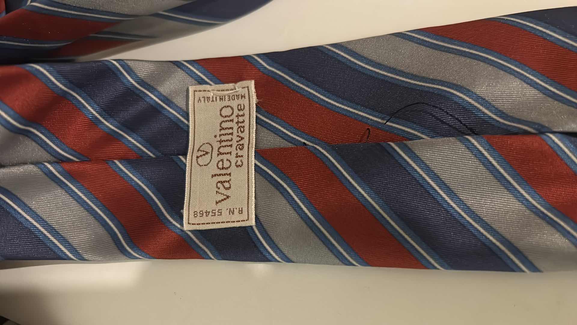 Photo 3 of 2 MENS DESIGNER ITALIAN SILK TIES - VALENTINO & UN JOUR UN HOMME PARIS