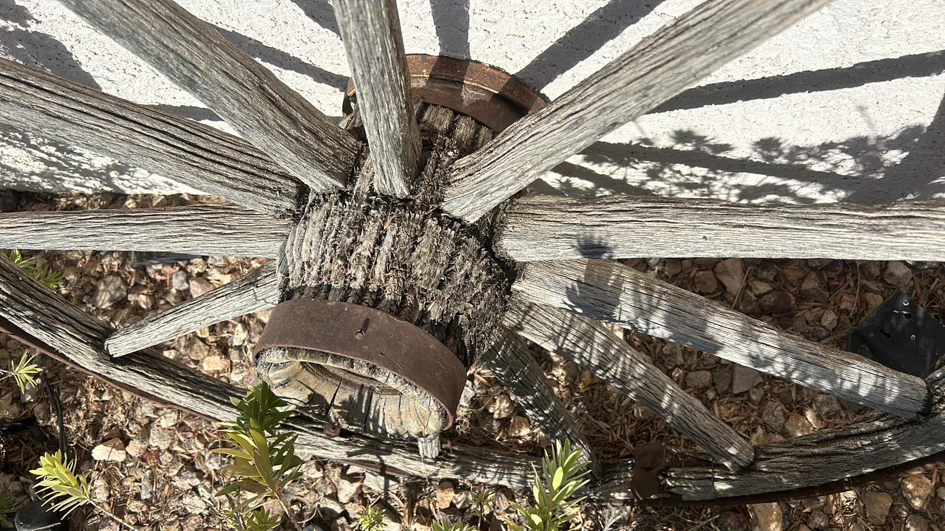 Photo 5 of ANTIQUE WOOD SND FORGED BRONZE WAGON WHEEL 42”