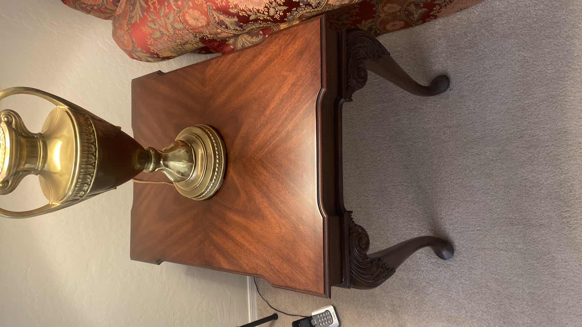 Photo 2 of ETHAN ALLEN QUEEN ANNE MAHOGANY SIDE TABLE 21“ x 28“ x 24 1/2” WITH RECIEPT