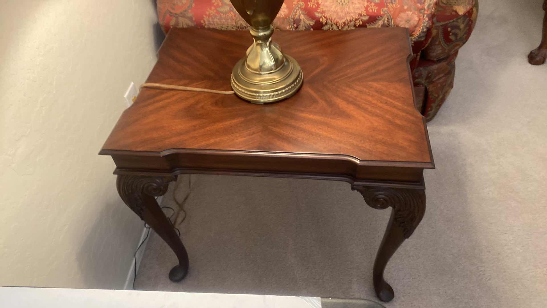 Photo 3 of ETHAN ALLEN QUEEN ANNE MAHOGANY SIDE TABLE 21“ x 28“ x 24 1/2” WITH RECIEPT