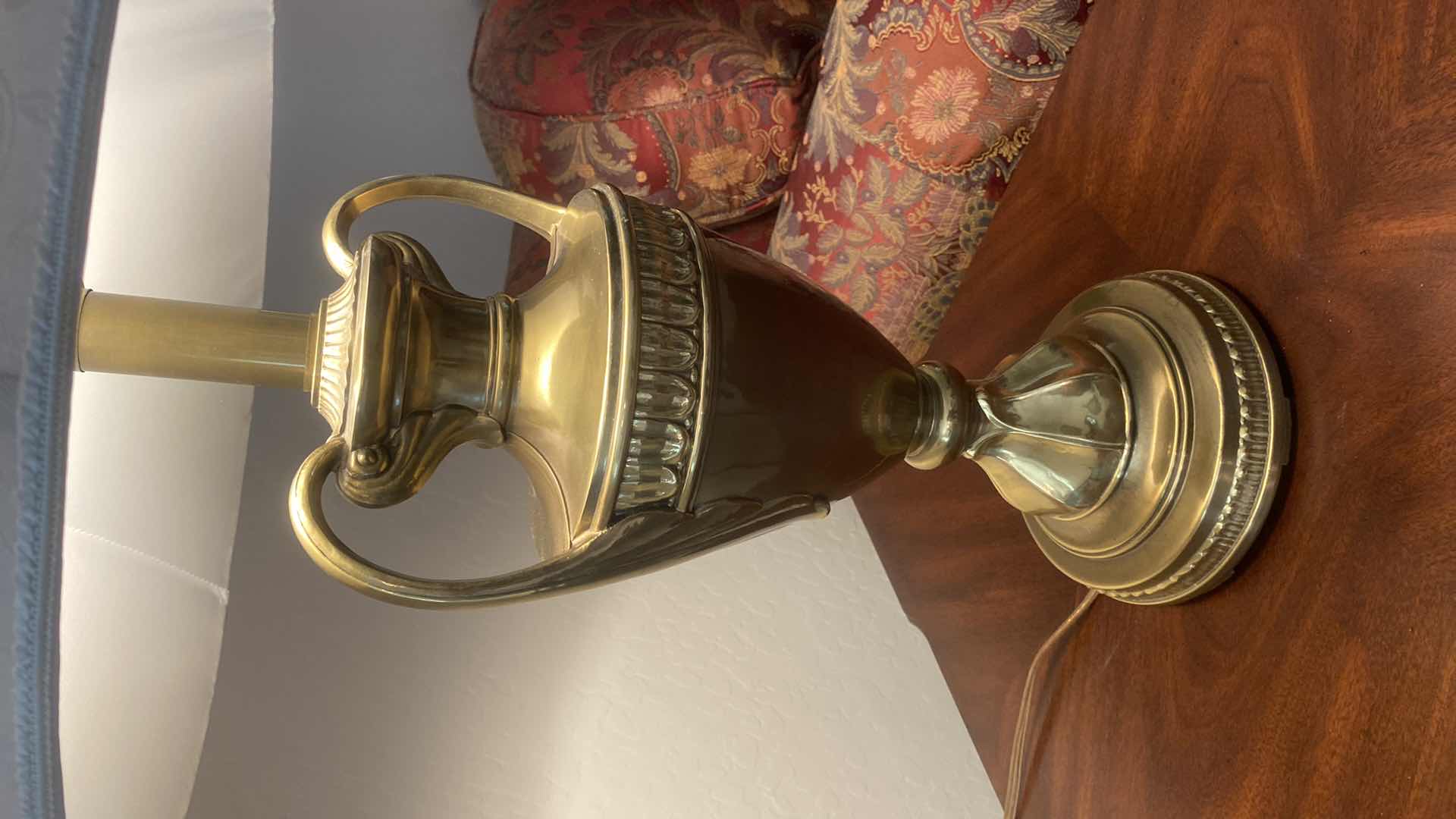 Photo 3 of HEAVY BRASS URN TABLE LAMP WITH FABRIC SHADE H 32”