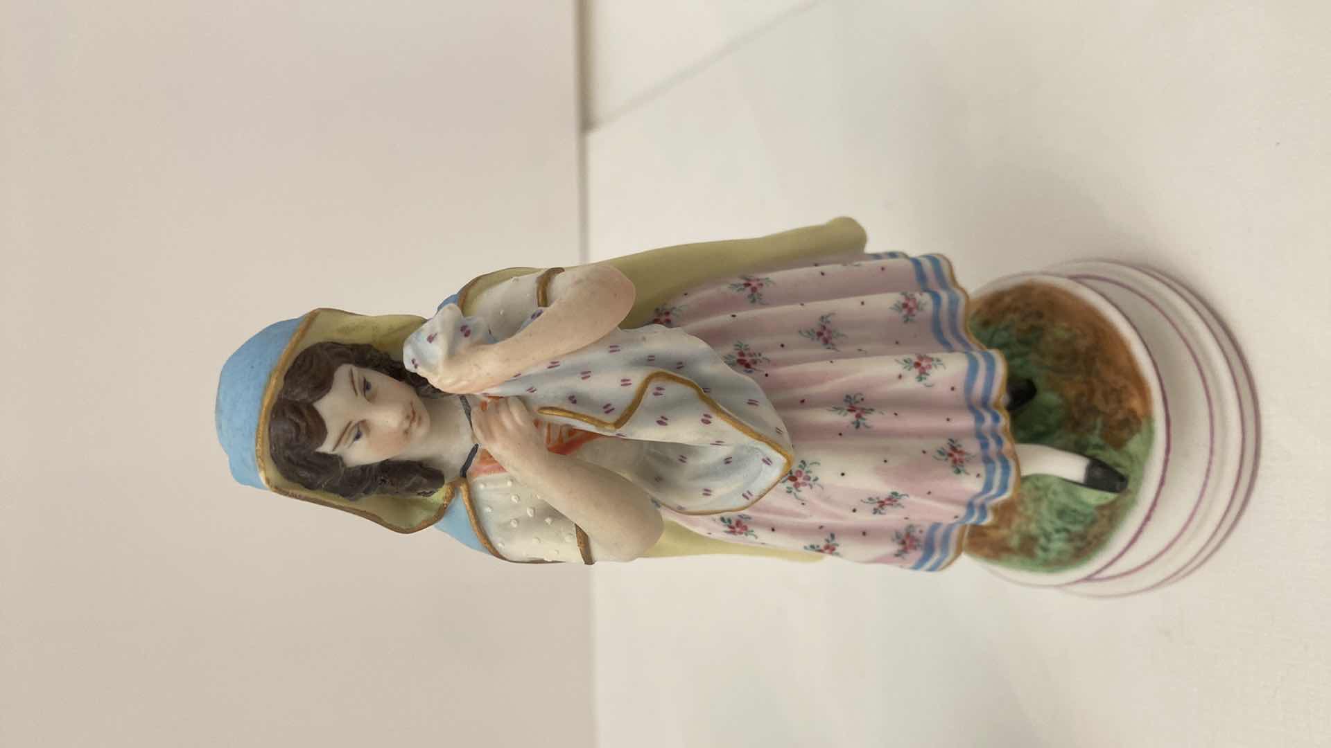 Photo 2 of PAIR OF VINTAGE PORCELAIN FIGURINES H 6”