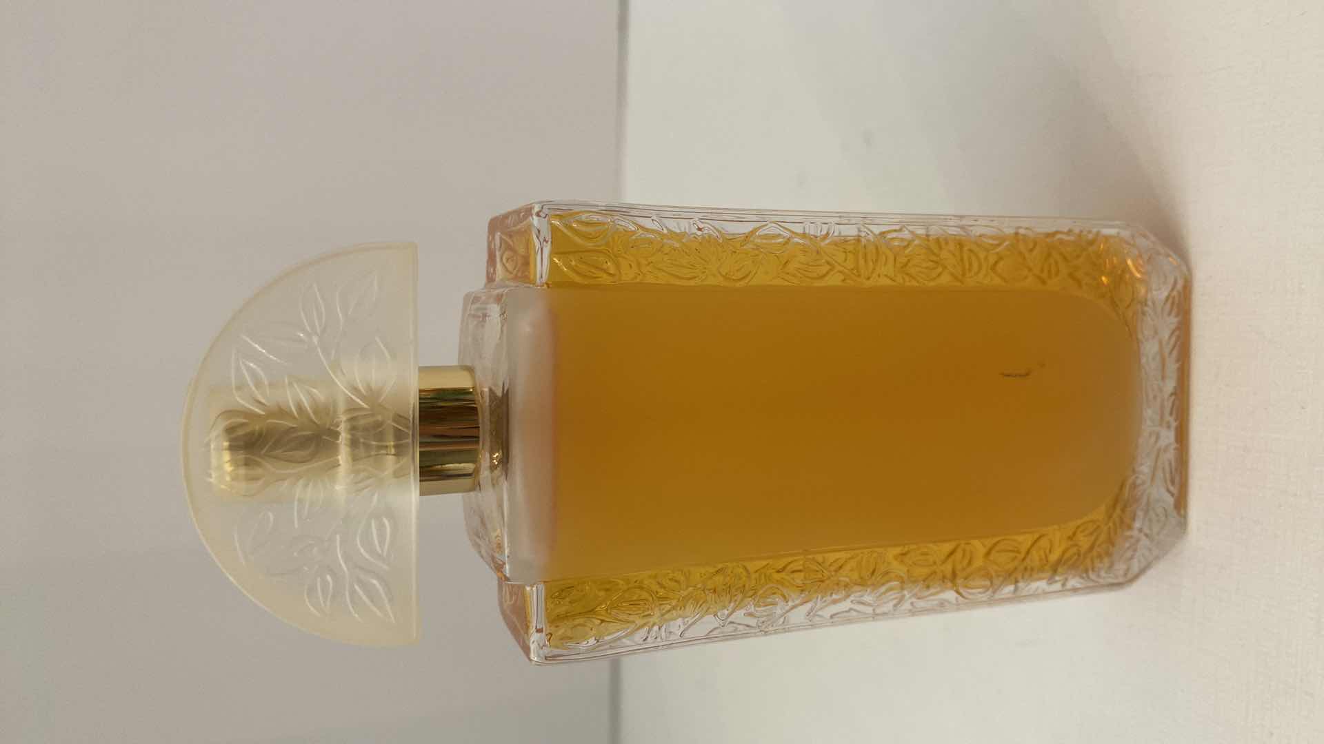 Photo 2 of Lalique Classic By Lalique For Women 3.3 Eau De Parfum - NO BOX