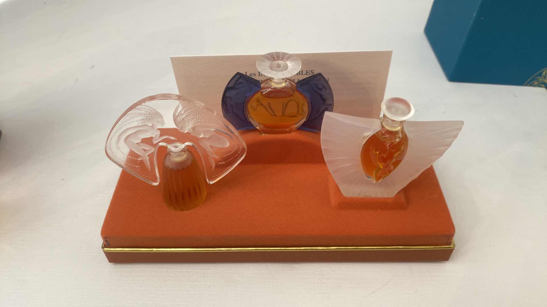 Photo 3 of LALIQUE MINIATURE PARFUM ULTIMATE COLLECTION 1998,1999,2000 3PCS/SET NEW IN BOX