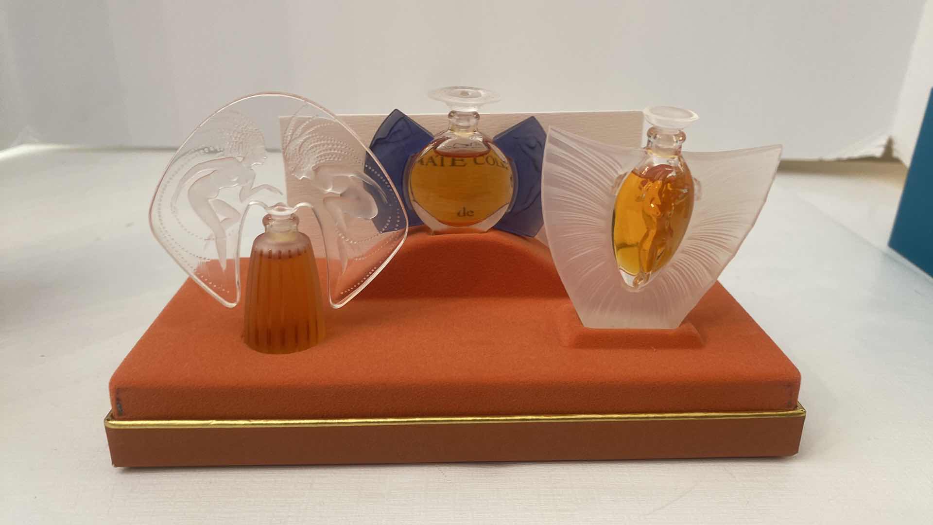 Photo 4 of LALIQUE MINIATURE PARFUM ULTIMATE COLLECTION 1998,1999,2000 3PCS/SET NEW IN BOX