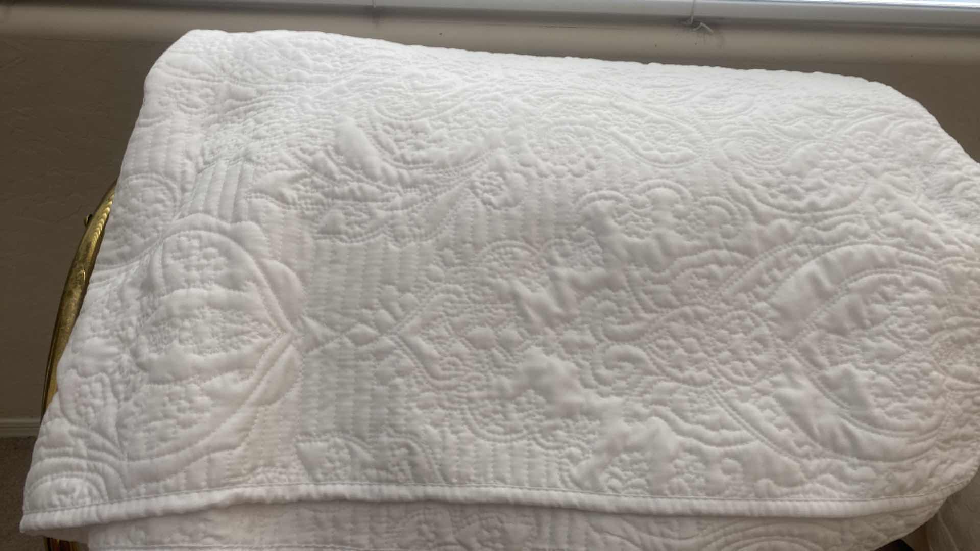 Photo 3 of WHITE KING SIZE QUILT WITH 2 KING SHAMS