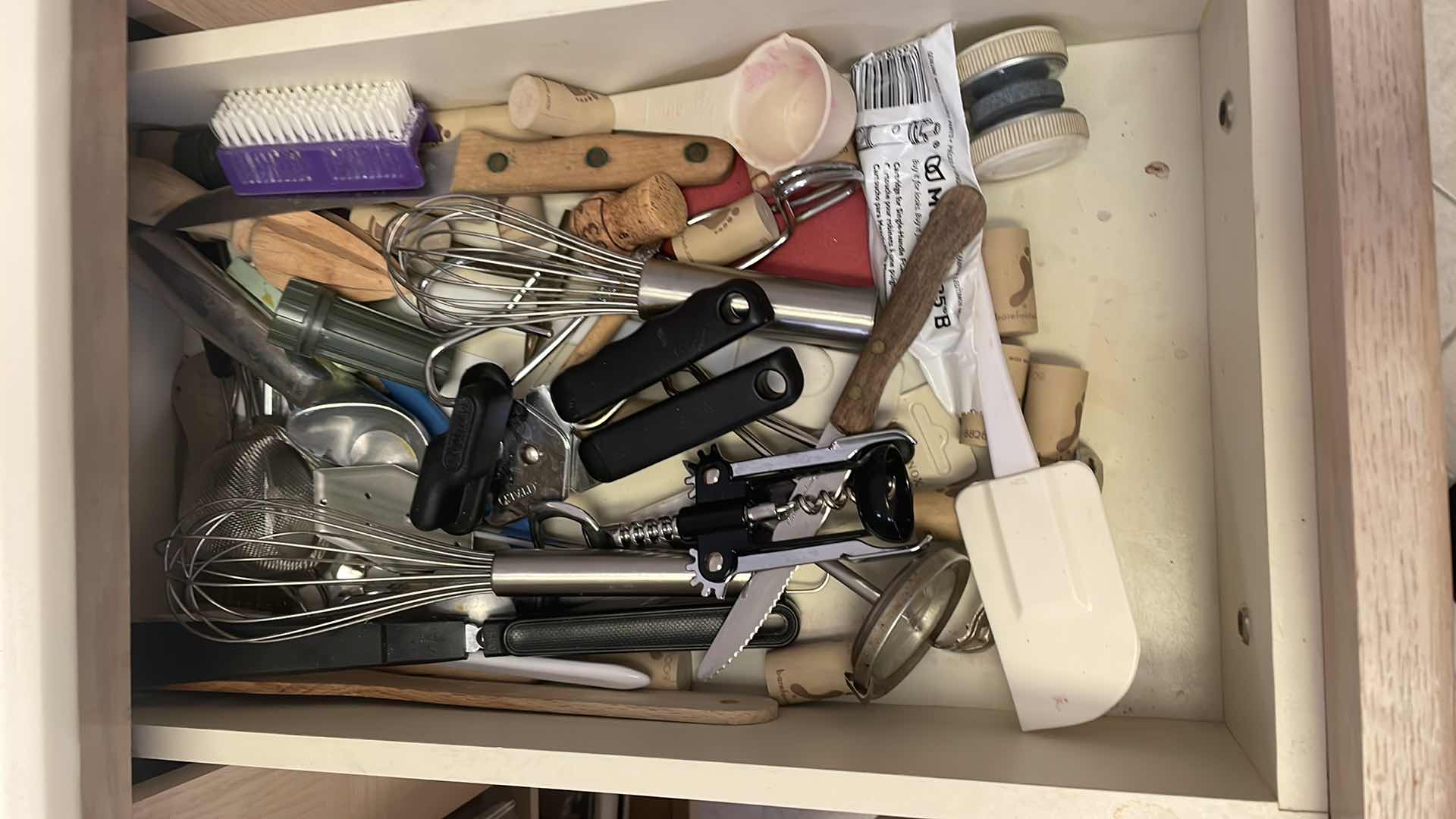 Photo 3 of CONTENTS OF 2 KITCHEN DRAWERS- COOKING UTENSILS