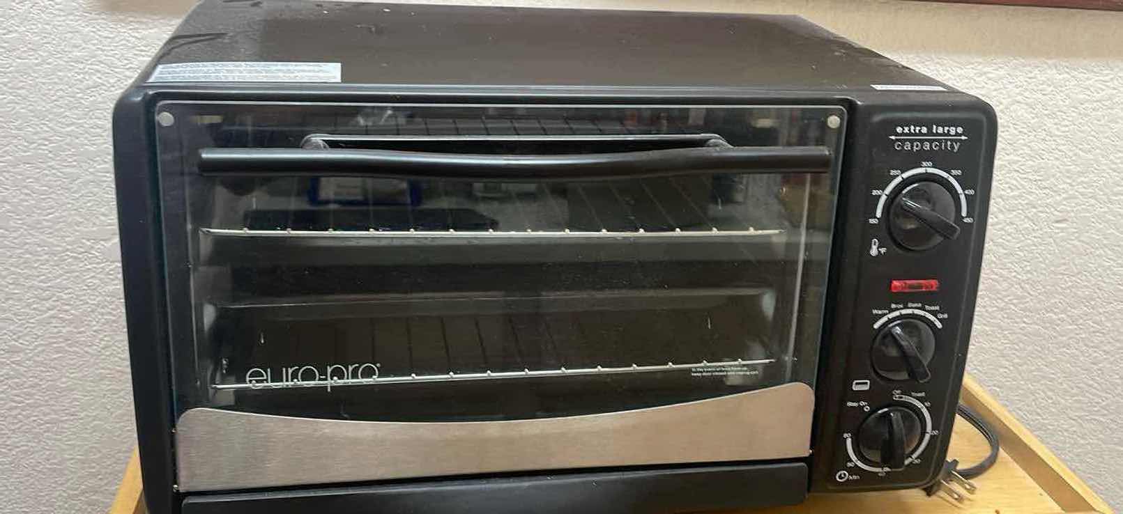 Photo 1 of EUROPRO TOASTER OVEN LIKE NEW