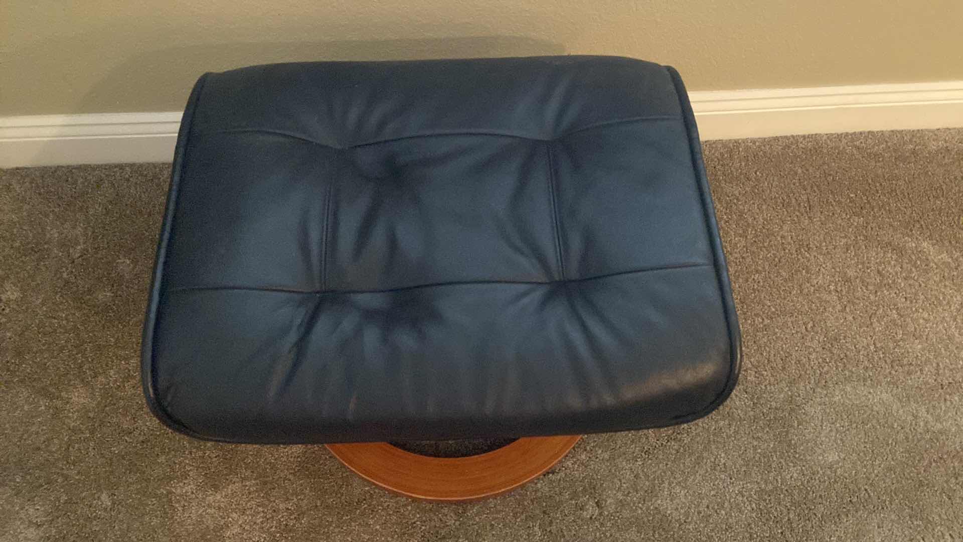 Photo 2 of CHAIRWORKS OTTOMAN 21 1/2” x 17” H16”