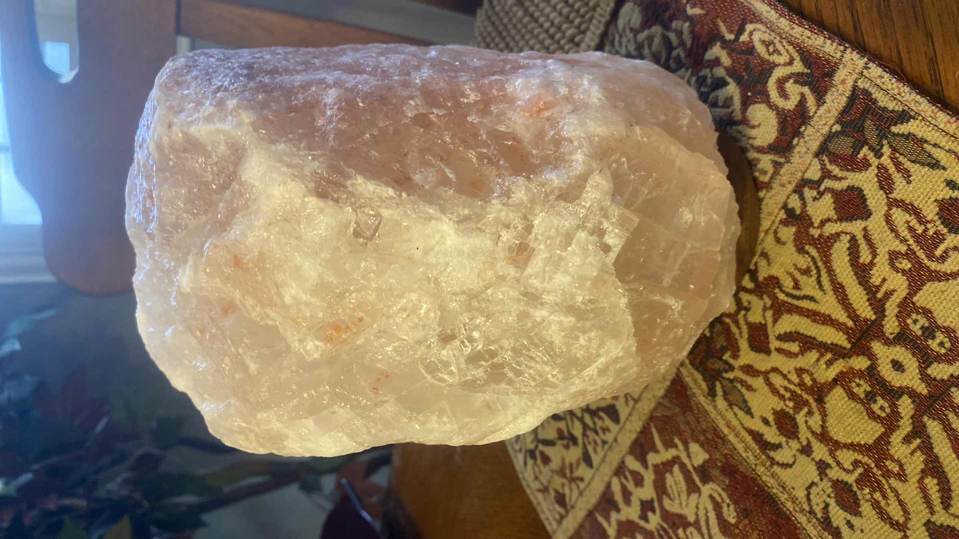 Photo 1 of SALT LAMP H9”