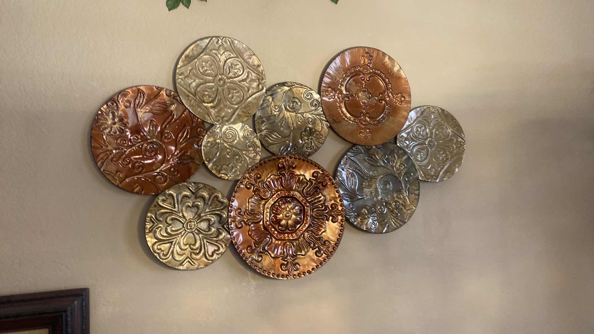Photo 1 of METAL WALL DECOR 42” x 26”