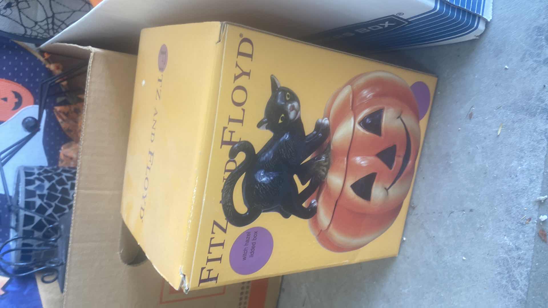 Photo 1 of HALLOWEEN DECOR