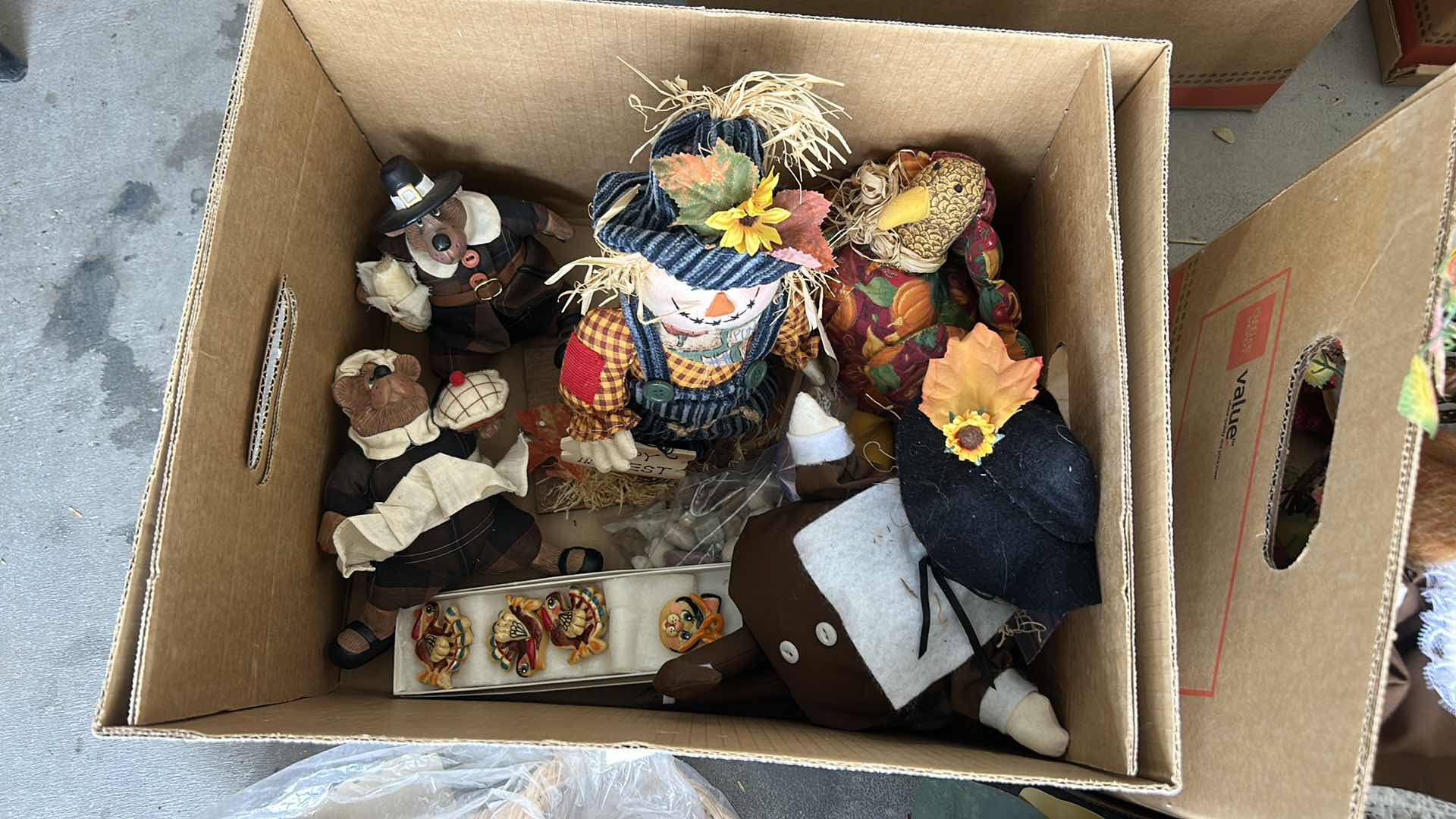 Photo 1 of 2 BOXES THANKSGIVING DECOR